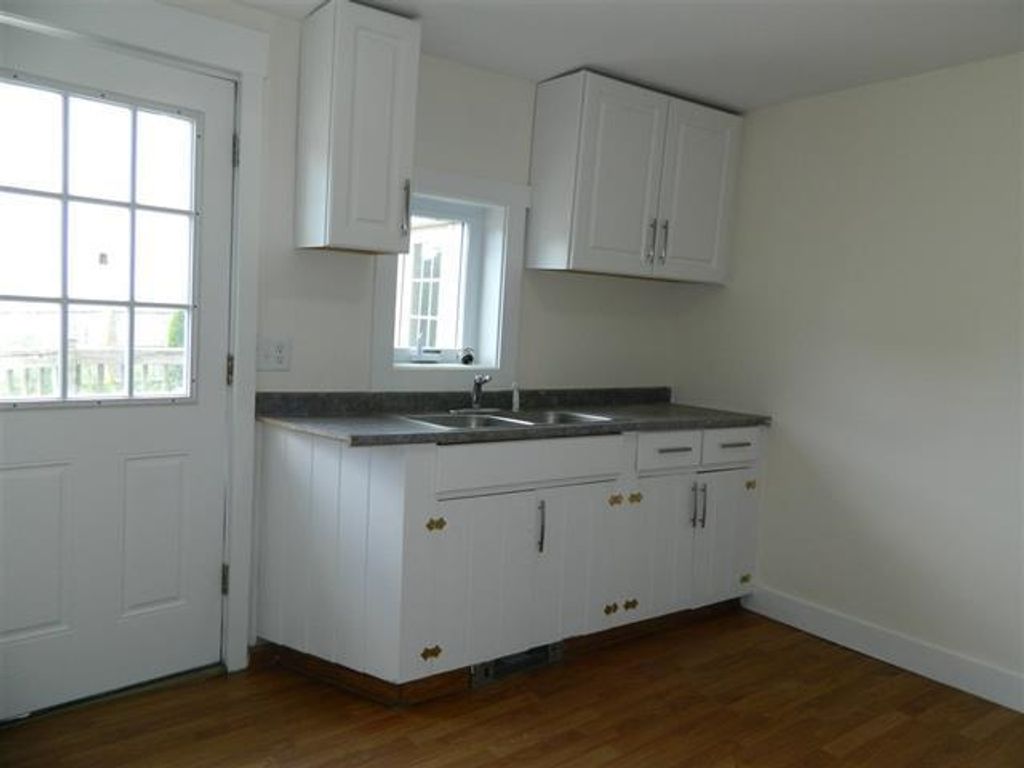 Photo of 167 Pleasanat Street, Bristol, NH 03222 (MLS # 5077361)