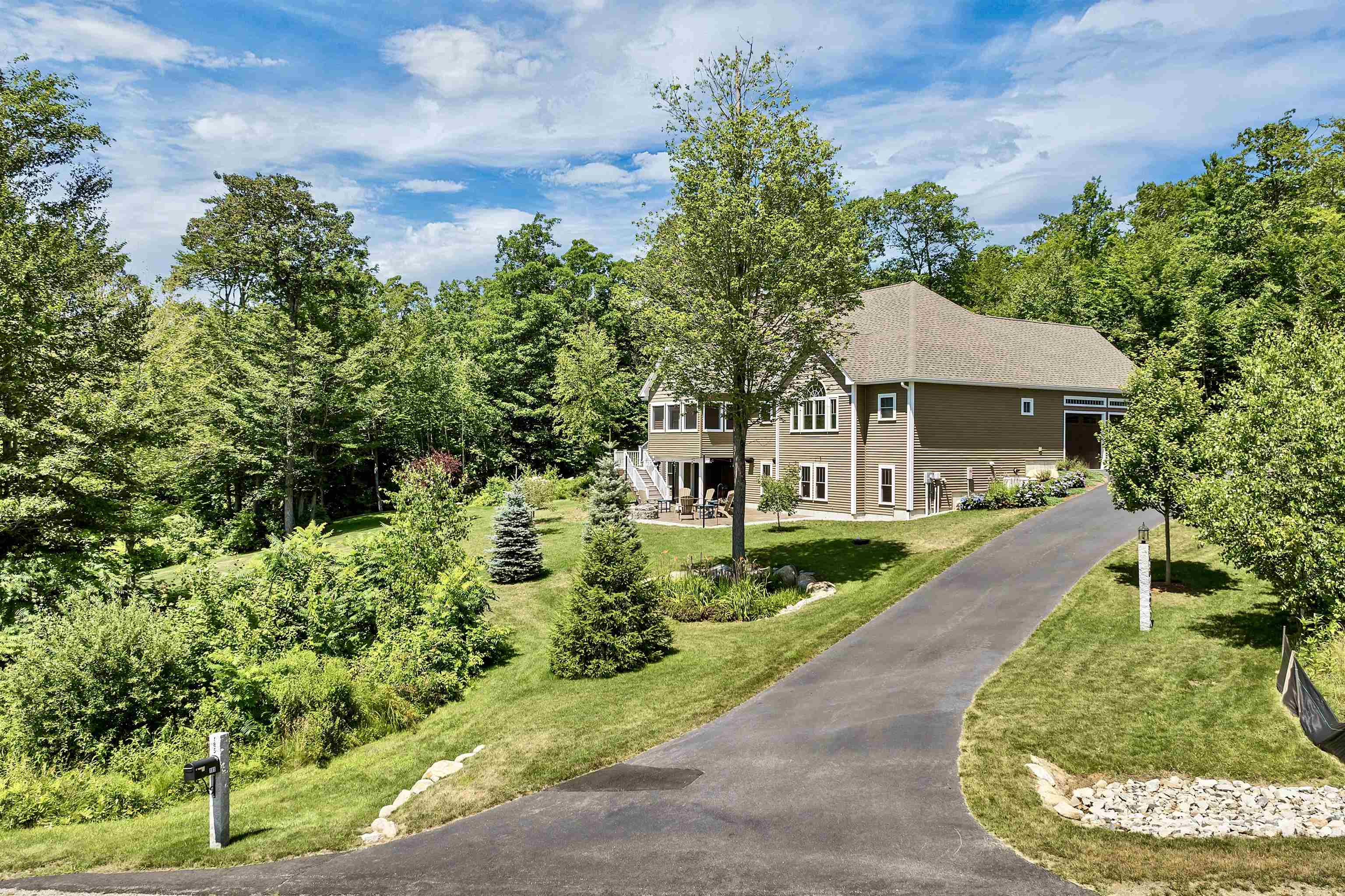 185 Ambrose Way