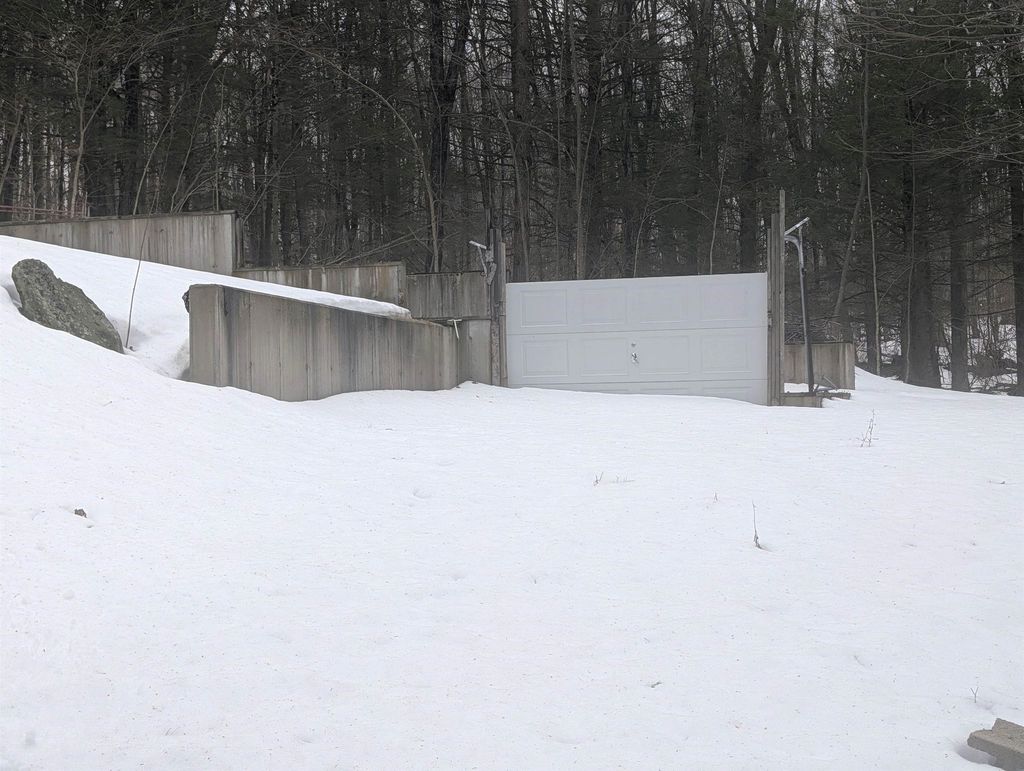 Photo of 16 King Arthur Drive #010, Farmington, NH 03835 (MLS # 5079323)