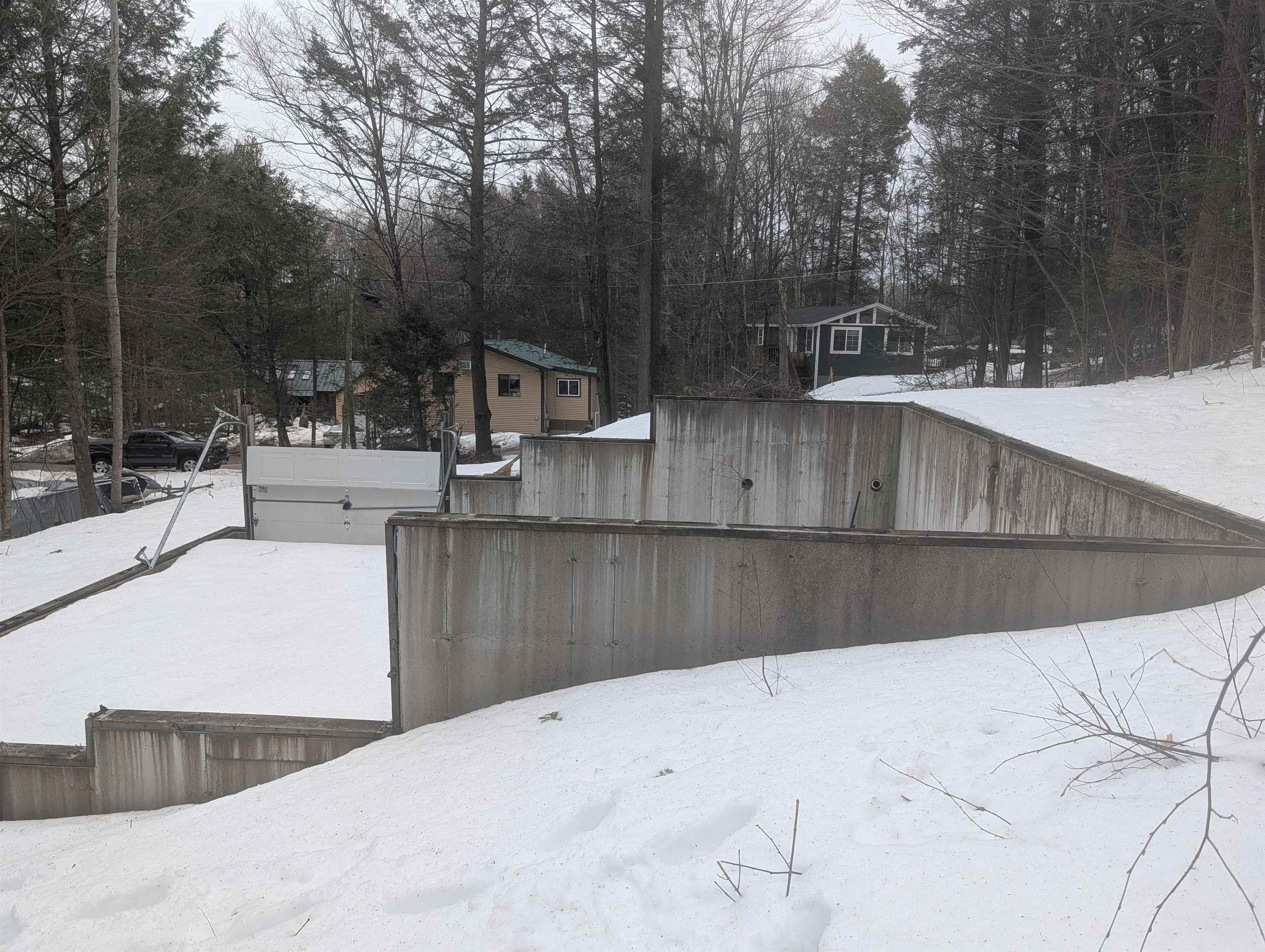 16 King Arthur Drive 010