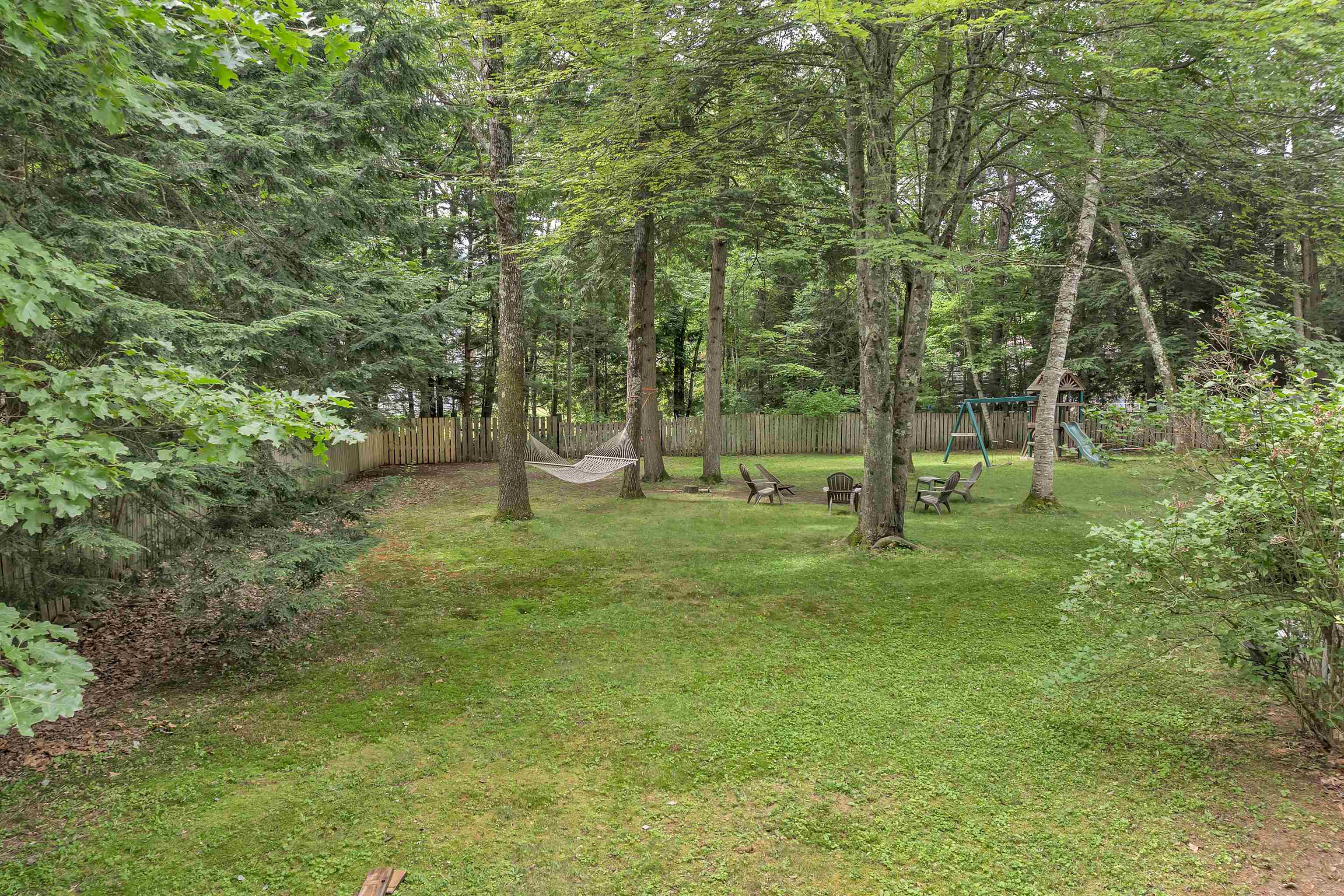 Hopkinton, New Hampshire 03229, United States, 3 Bedrooms Bedrooms, ,3 BathroomsBathrooms,Residential,Active,168595