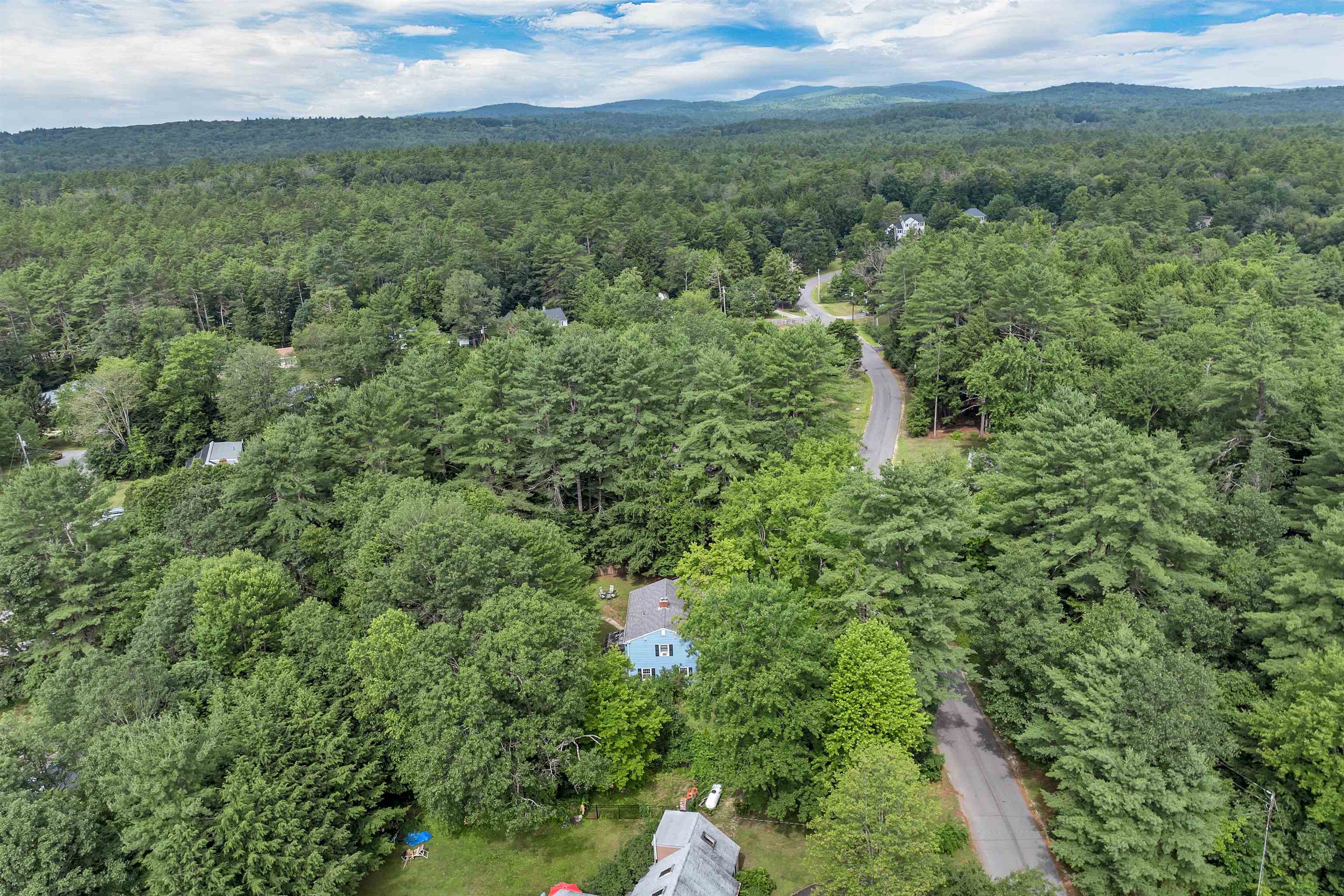 Hopkinton, New Hampshire 03229, United States, 3 Bedrooms Bedrooms, ,3 BathroomsBathrooms,Residential,Active,168595