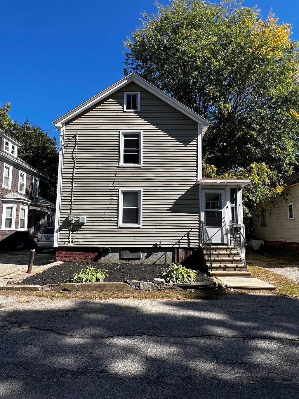 Photo of 6 Herbert Street, Concord, NH 03301 (MLS # 5064138)