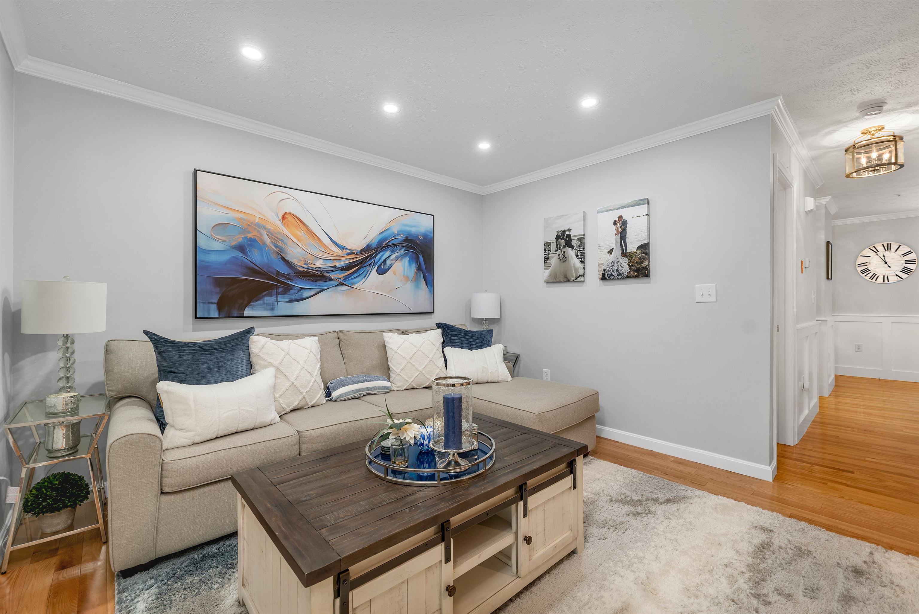 Bedford, New Hampshire 03110, United States, 2 Bedrooms Bedrooms, ,2 BathroomsBathrooms,Residential,Pending,123014