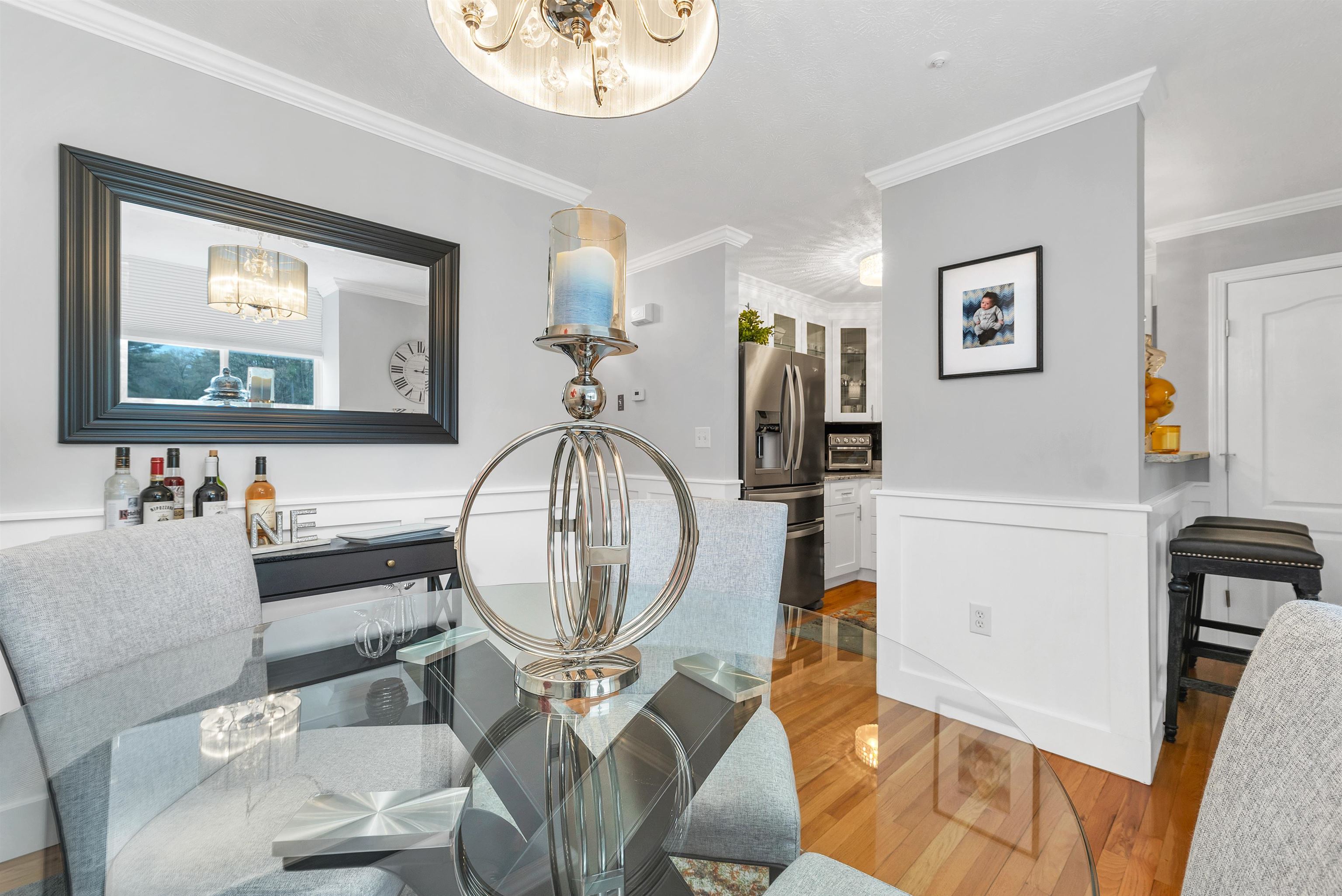 Bedford, New Hampshire 03110, United States, 2 Bedrooms Bedrooms, ,2 BathroomsBathrooms,Residential,Pending,123014