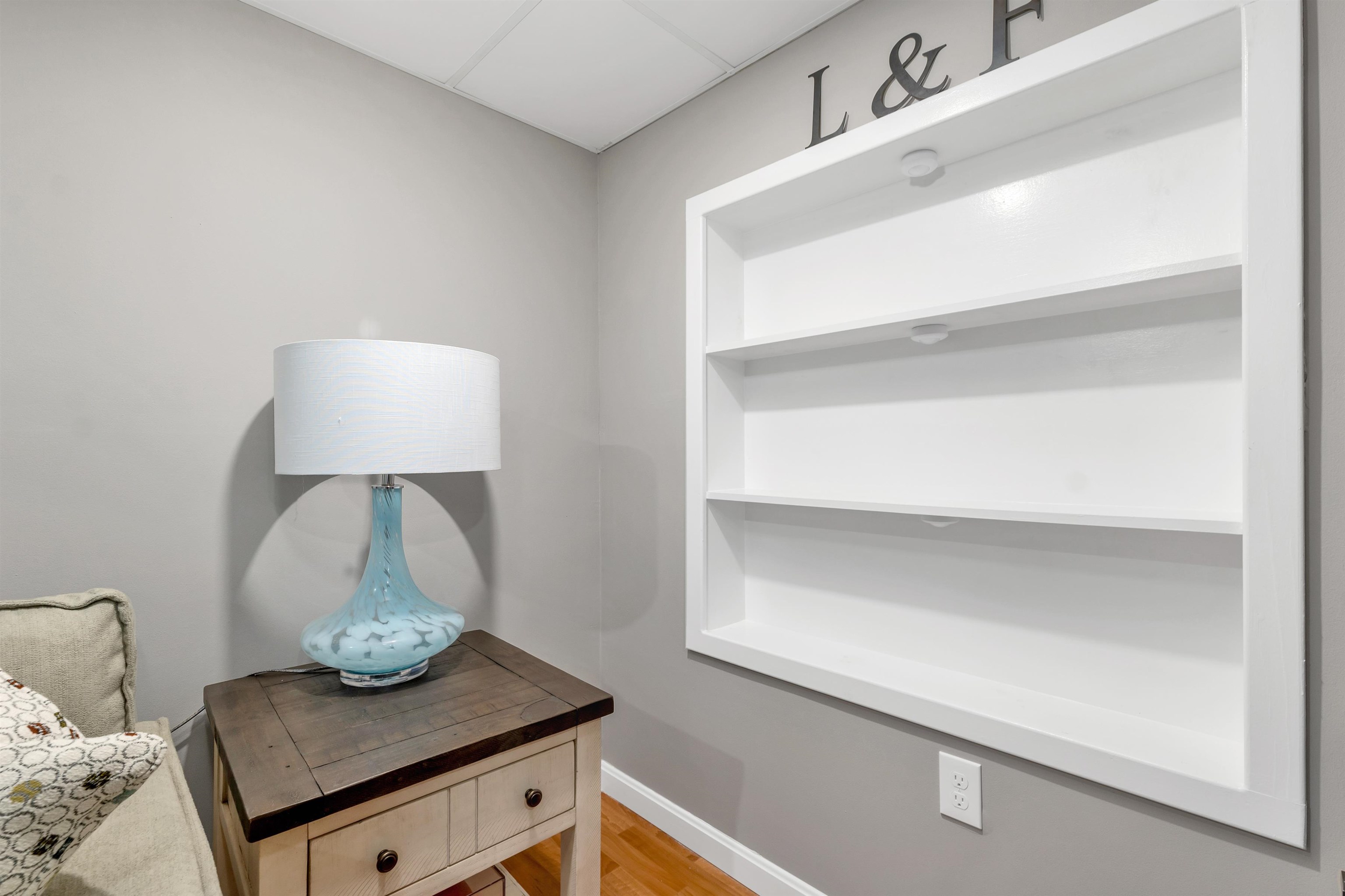 Bedford, New Hampshire 03110, United States, 2 Bedrooms Bedrooms, ,2 BathroomsBathrooms,Residential,Pending,123014