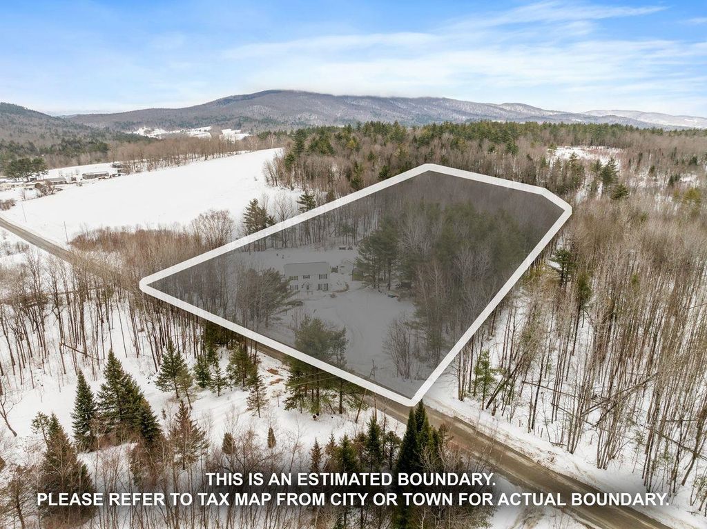 Photo of 30 Knapp Road, Piermont, NH 03779 (MLS # 5083746)