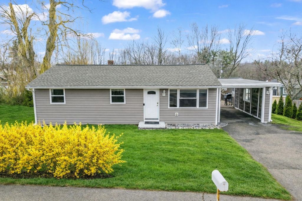 Photo of 370 Huse Road, Manchester, NH 03103 (MLS # 5081065)