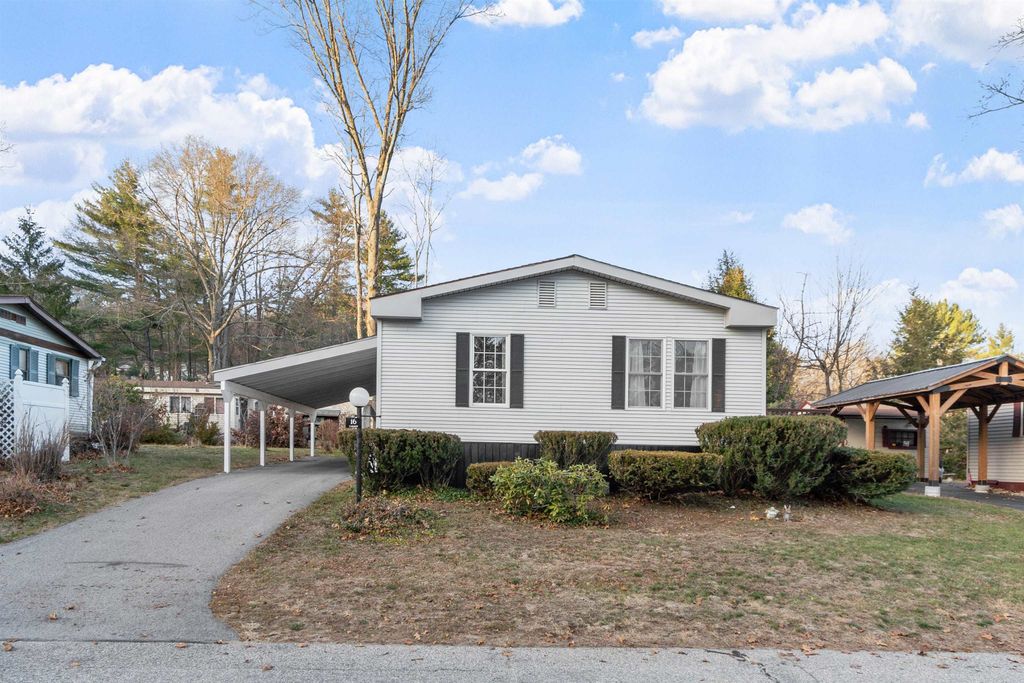 Photo of 16 Roger Road, Goffstown, NH 03045 (MLS # 5070361)