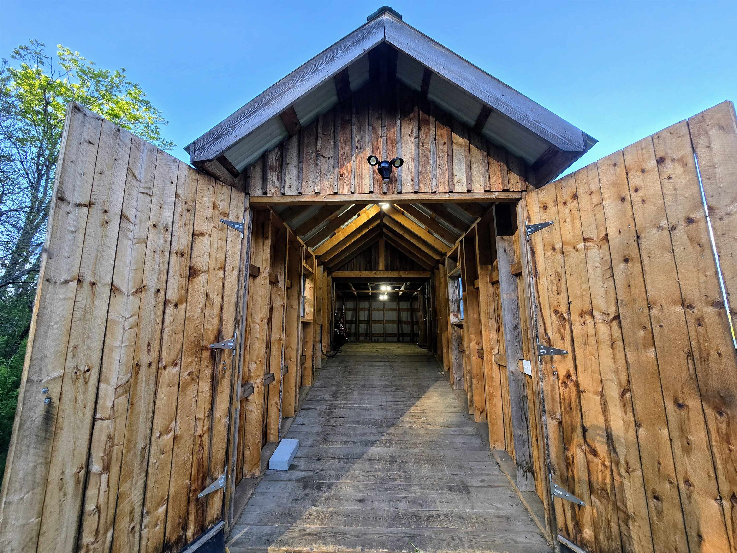 Stewartstown, New Hampshire 03597, United States, 3 Bedrooms Bedrooms, ,2 BathroomsBathrooms,Residential,Active,140955