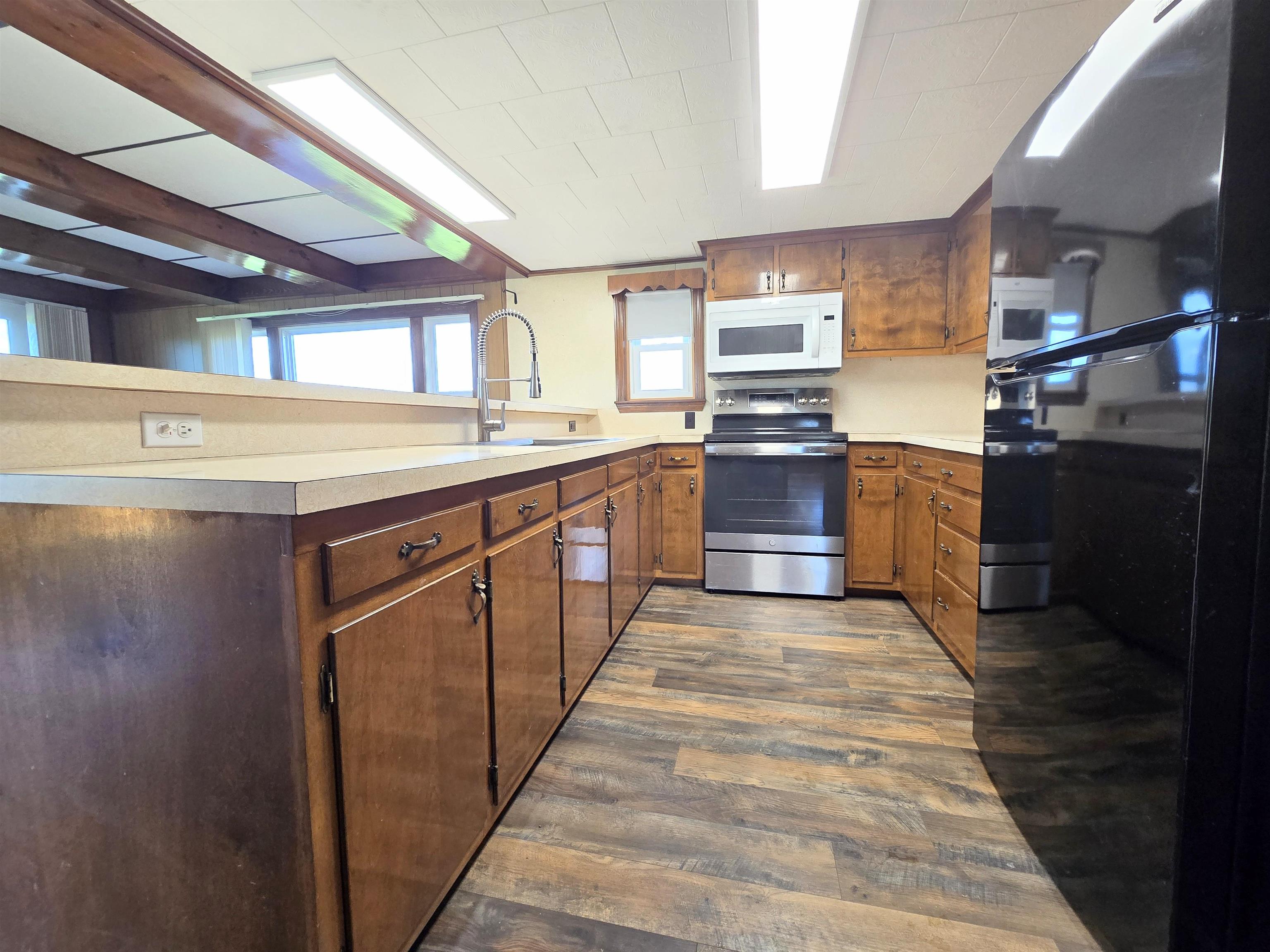 Stewartstown, New Hampshire 03597, United States, 3 Bedrooms Bedrooms, ,2 BathroomsBathrooms,Residential,Active,140955