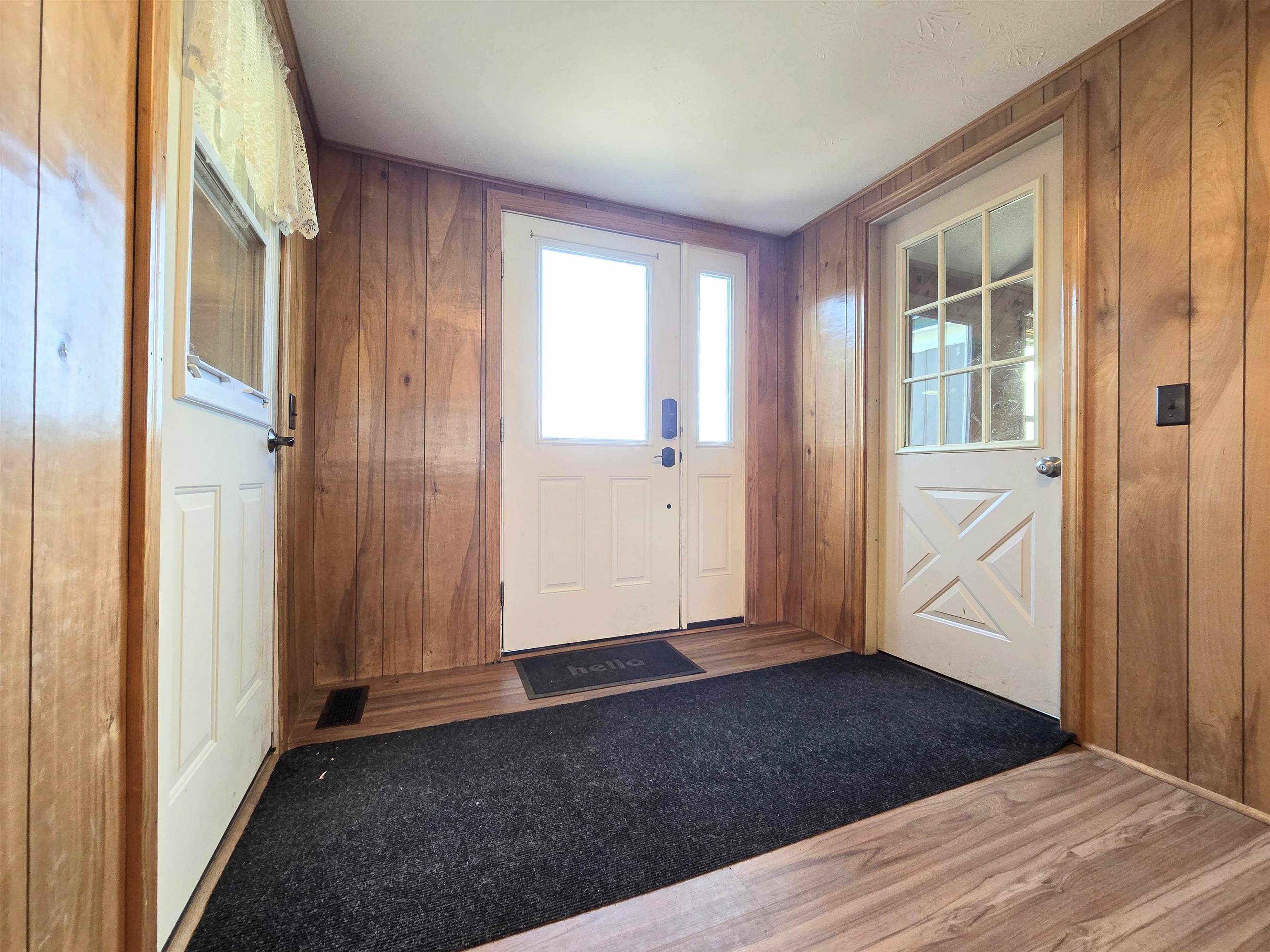 Stewartstown, New Hampshire 03597, United States, 3 Bedrooms Bedrooms, ,2 BathroomsBathrooms,Residential,Active,140955