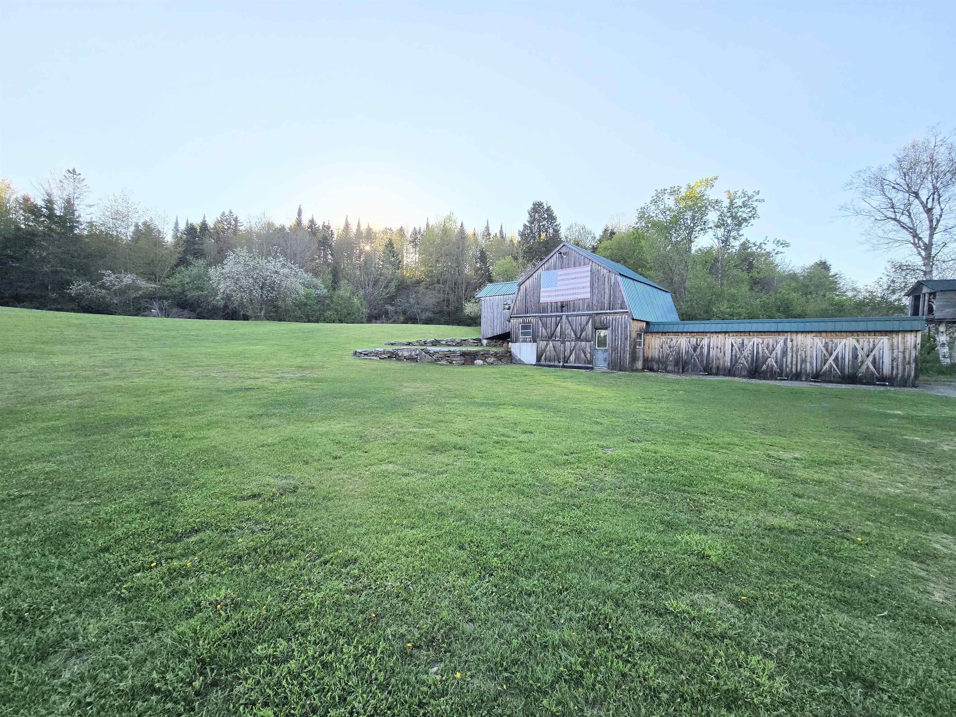 Stewartstown, New Hampshire 03597, United States, 3 Bedrooms Bedrooms, ,2 BathroomsBathrooms,Residential,Active,140955