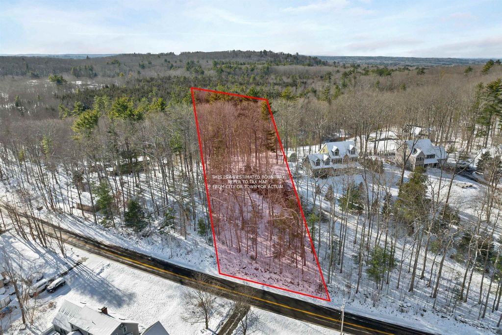 Photo of 14 Lovell Road, Stratham, NH 03885 (MLS # 5073024)
