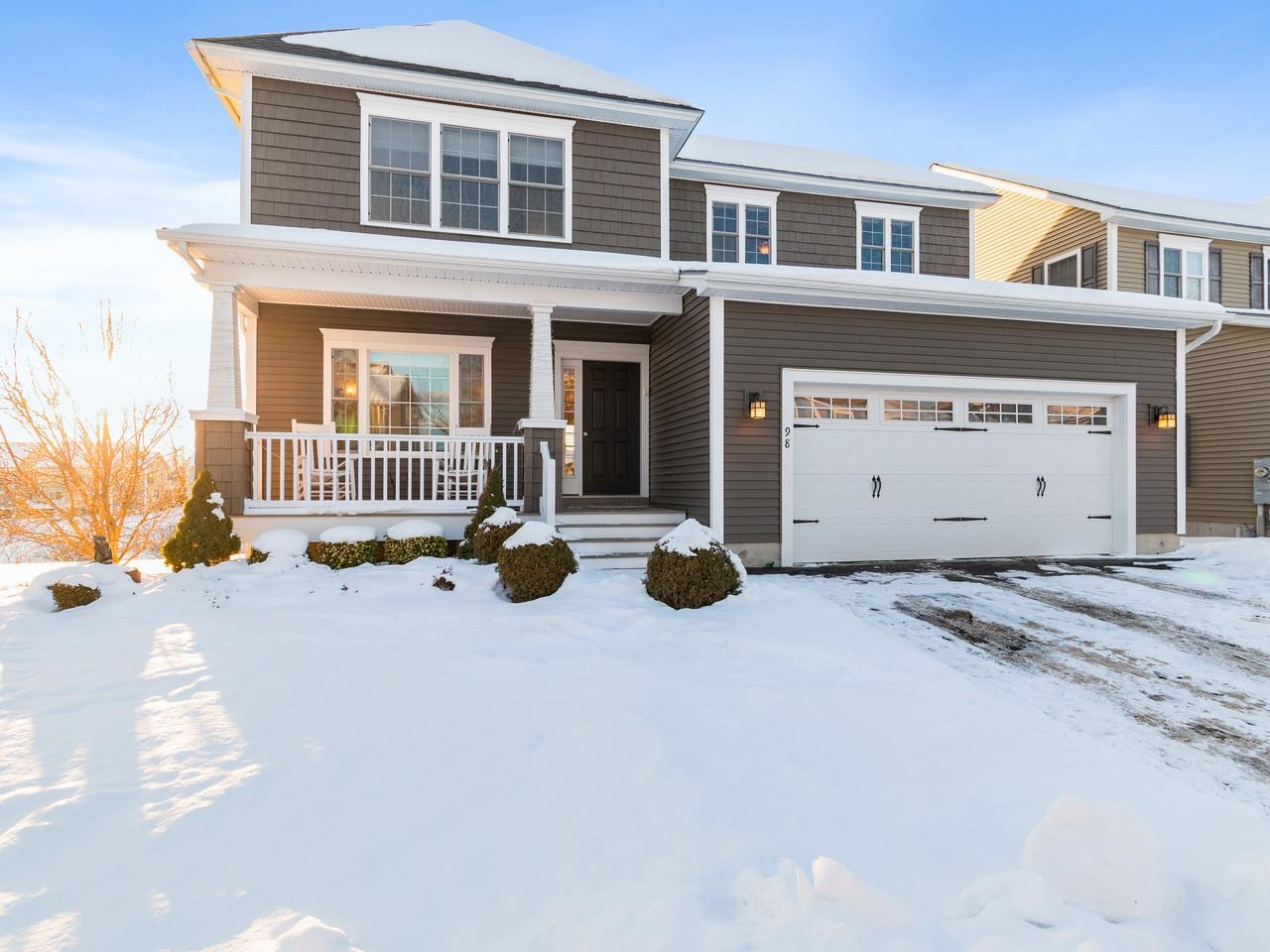 98 Sommerfield Avenue