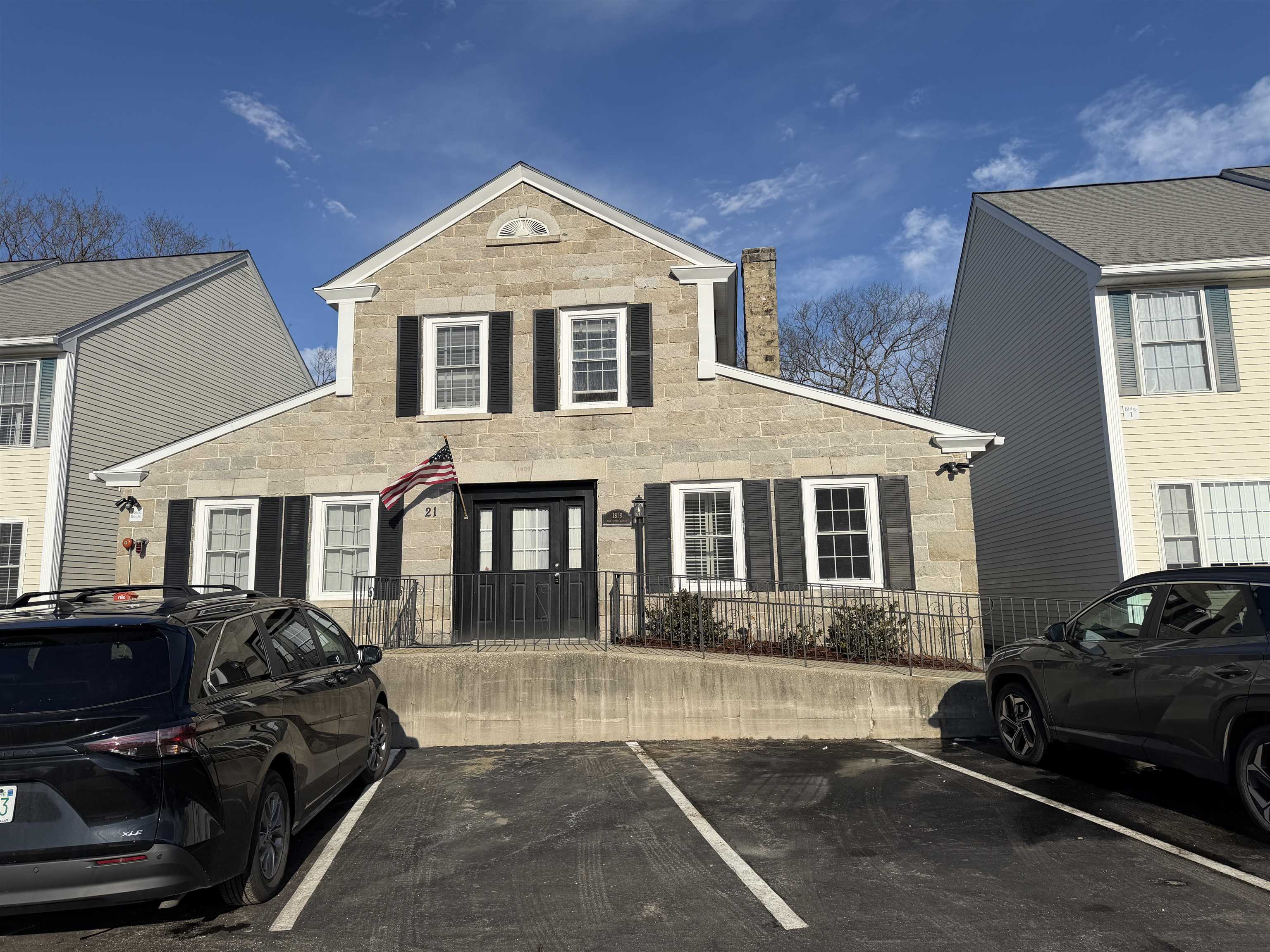 322 Nashua Street 14