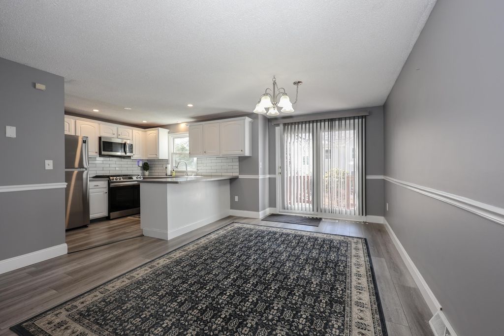 Photo of 5 Gleneagle Drive, Nashua, NH 03063 (MLS # 5079175)