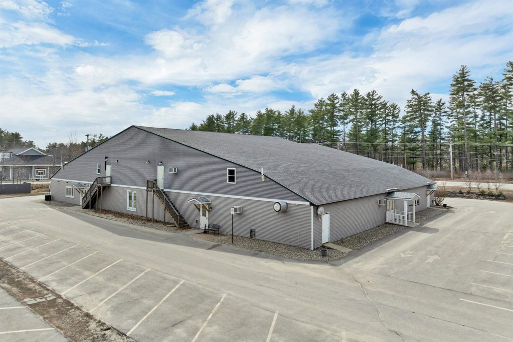 Photo of 8 Eastern Avenue, Barrington, NH 03825 (MLS # 5083207)