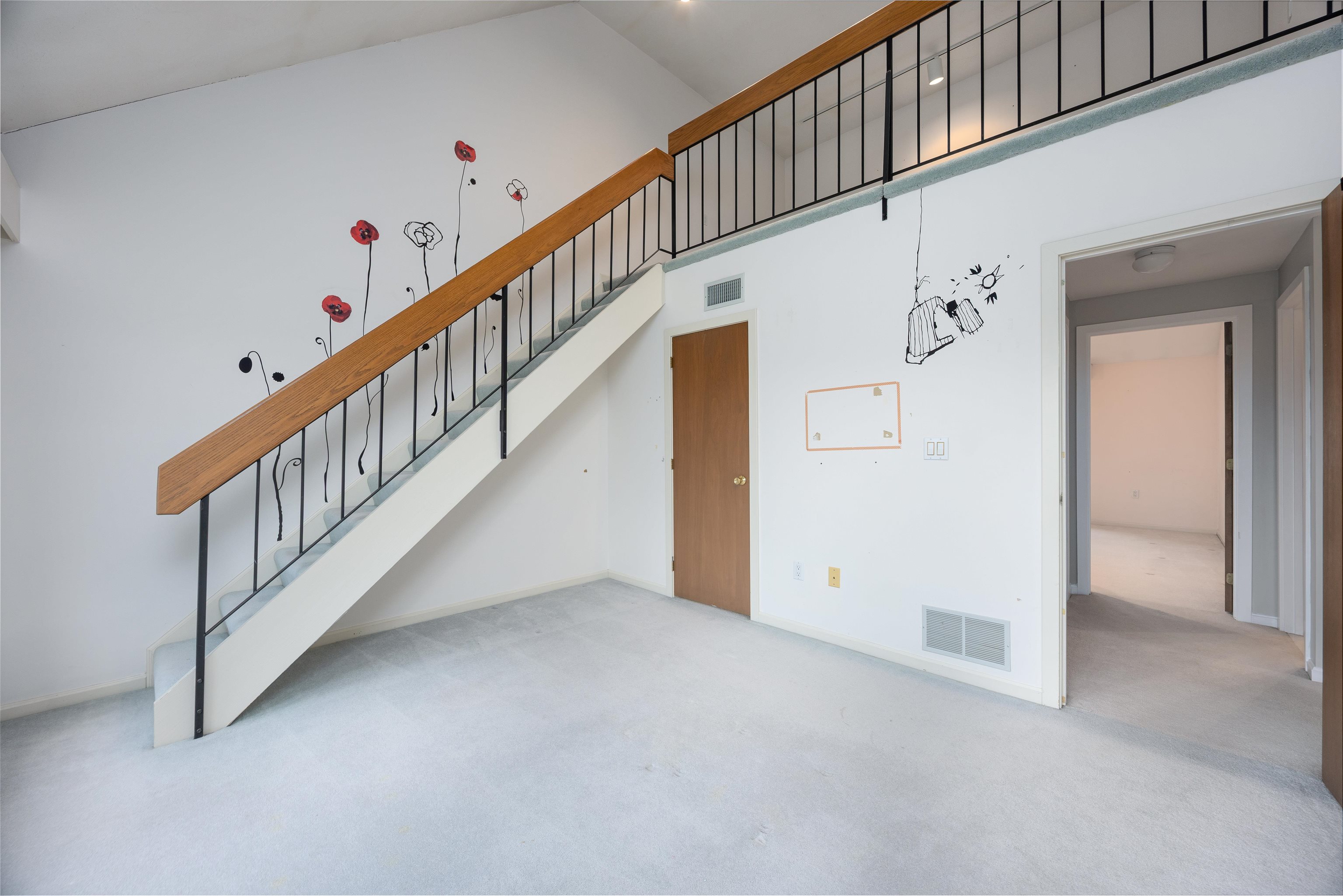 Derry, New Hampshire 03038, United States, 2 Bedrooms Bedrooms, ,2 BathroomsBathrooms,Residential,Pending,105517