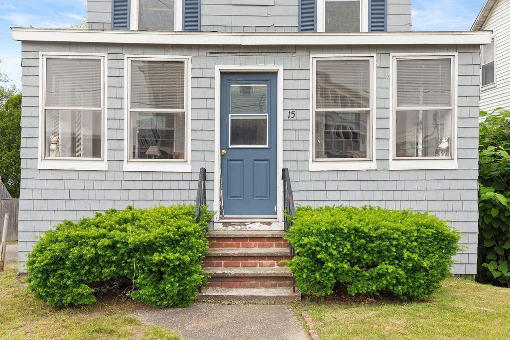 Photo of 15 Ocean Boulevard, Hampton, NH 03842 (MLS # 5083688)