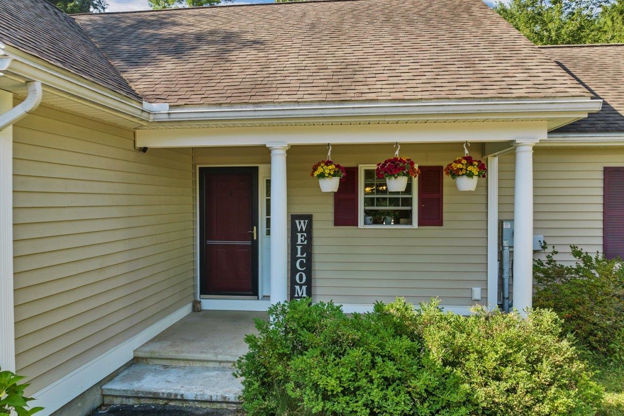 59 Copperline Drive
