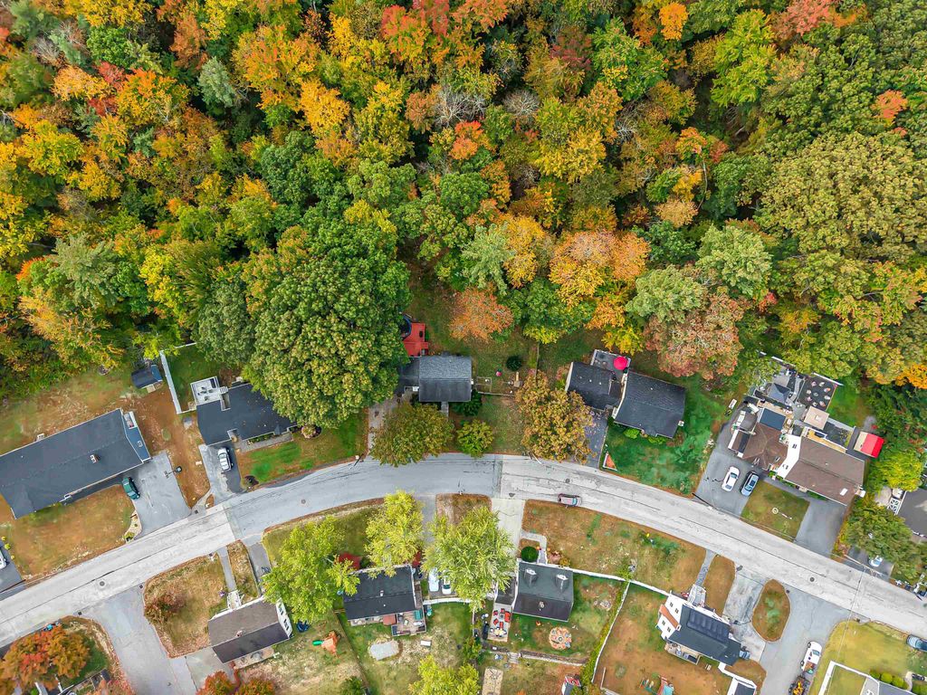 Photo of 15 Linwood Avenue, Salem, NH 03079 (MLS # 5064710)
