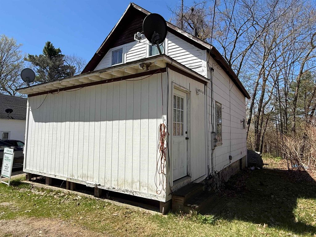 Photo of 32 Charles Street, Keene, NH 03431 (MLS # 5087068)