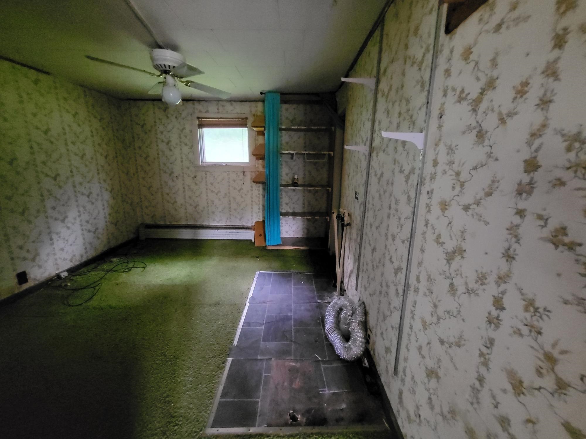 Morristown, Vermont 05661, United States, 2 Bedrooms Bedrooms, ,1 BathroomBathrooms,Residential,Pending,50142