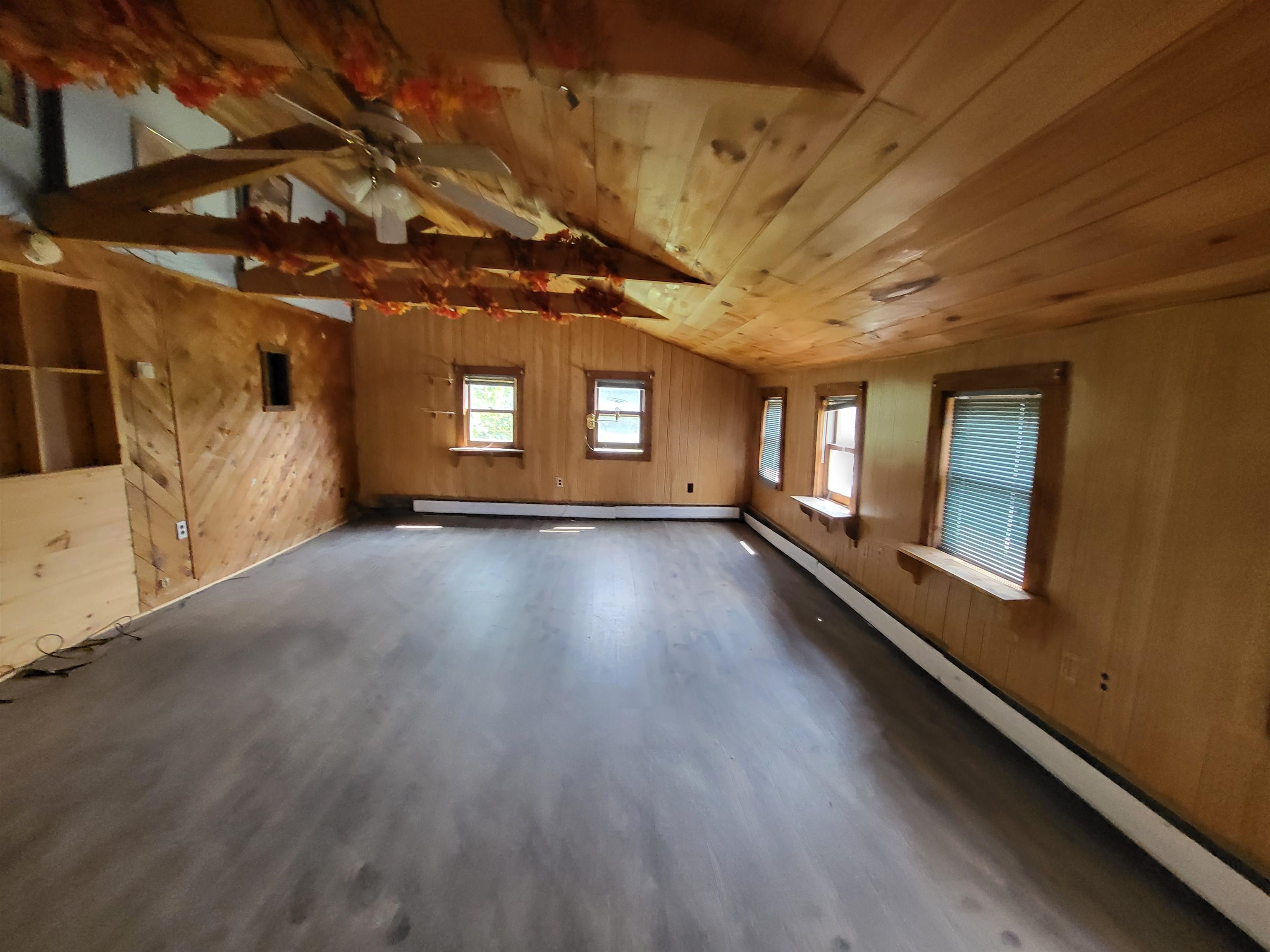 Morristown, Vermont 05661, United States, 2 Bedrooms Bedrooms, ,1 BathroomBathrooms,Residential,Pending,50142