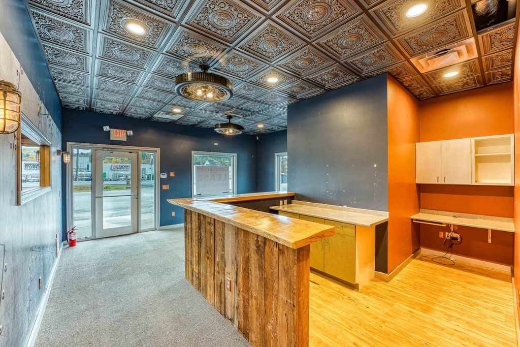 Photo of 678 Meadow Street, Littleton, NH 03561 (MLS # 5019102)