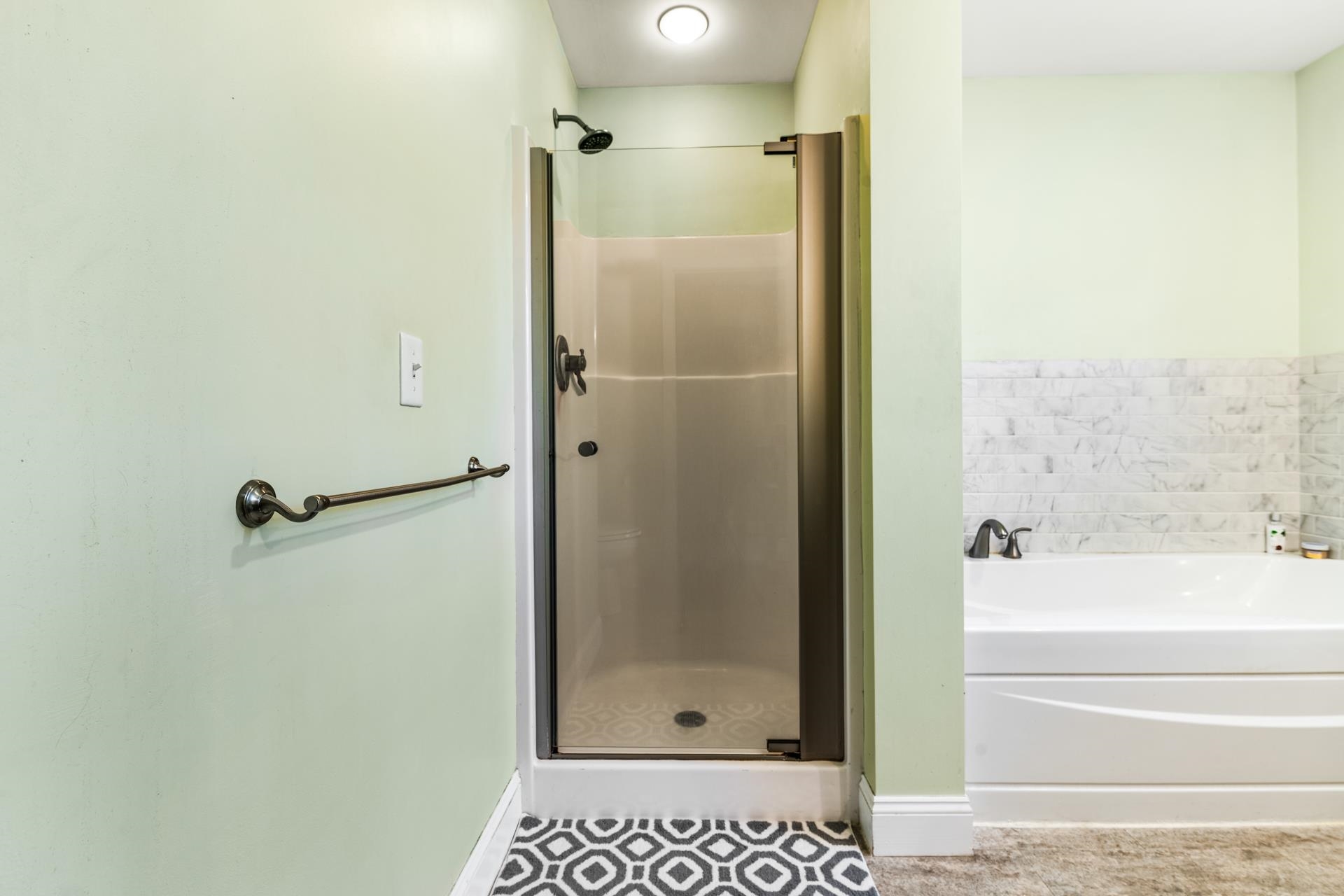 Sunapee, New Hampshire 03782, United States, 4 Bedrooms Bedrooms, ,4 BathroomsBathrooms,Residential,Active,153198