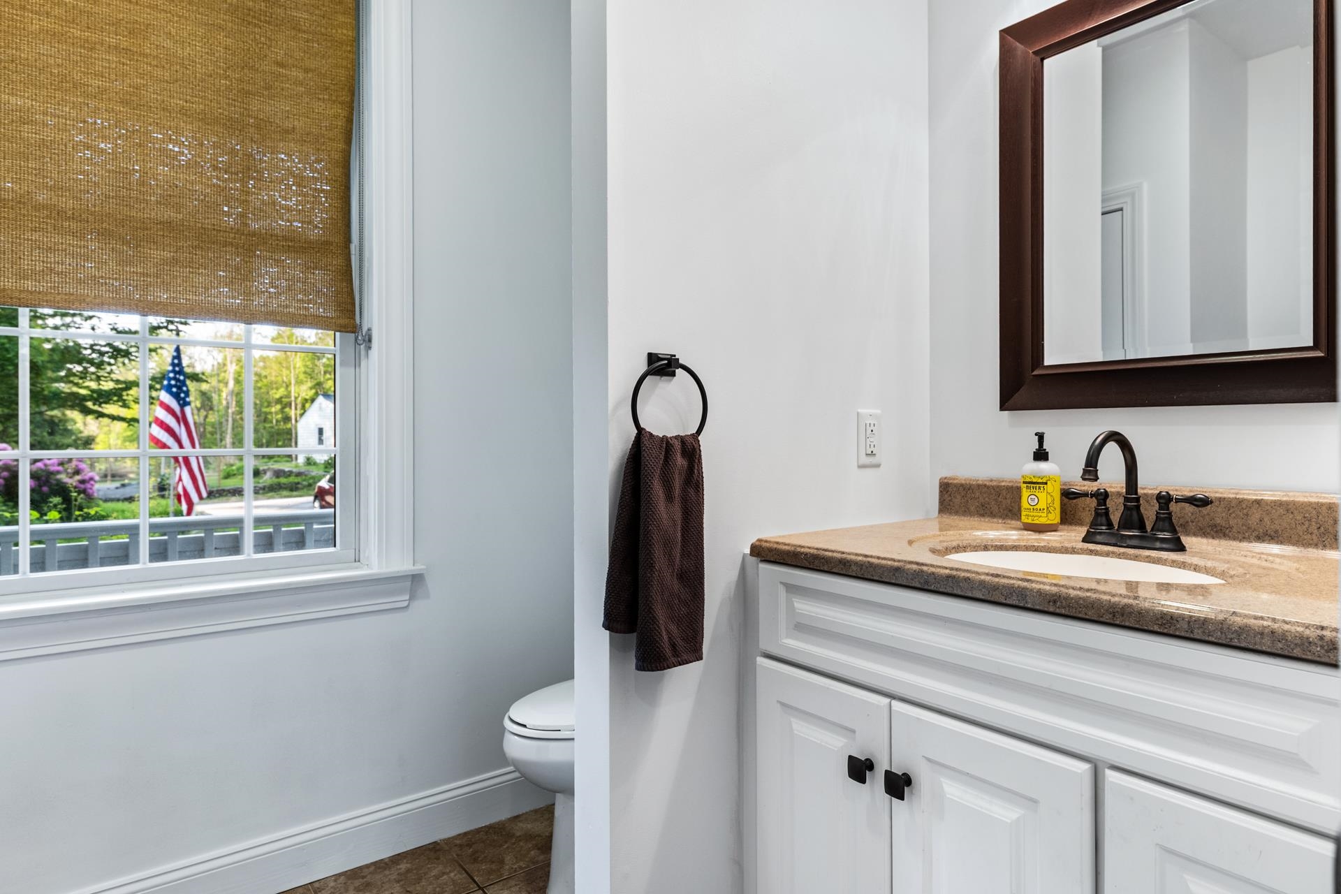 Sunapee, New Hampshire 03782, United States, 4 Bedrooms Bedrooms, ,4 BathroomsBathrooms,Residential,Active,153198