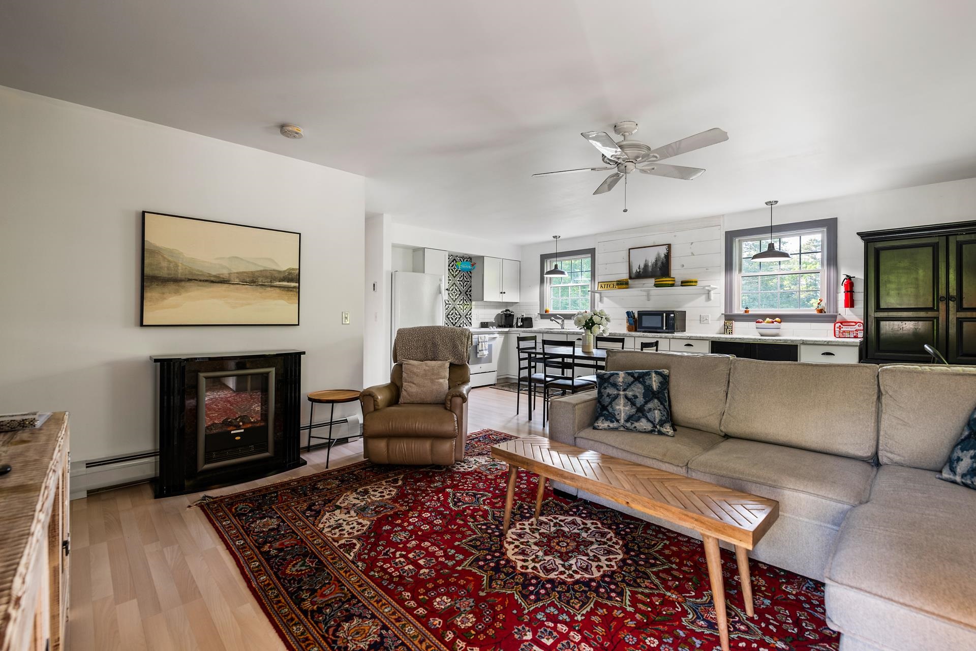 Sunapee, New Hampshire 03782, United States, 4 Bedrooms Bedrooms, ,4 BathroomsBathrooms,Residential,Active,153198