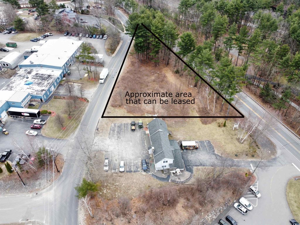 Photo of 5 Ledge Road, Windham, NH 03087 (MLS # 5007571)