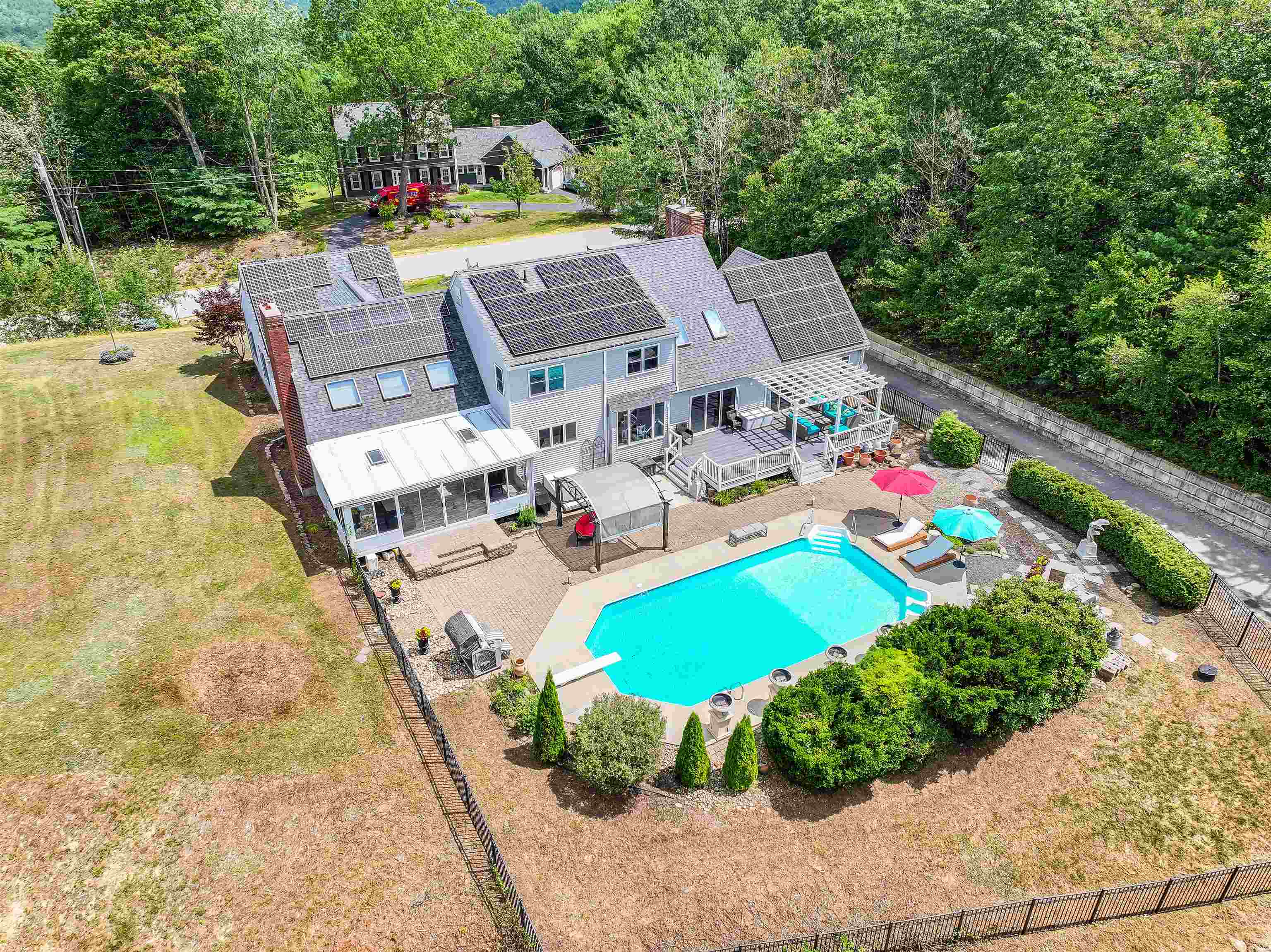 9 Longview Drive