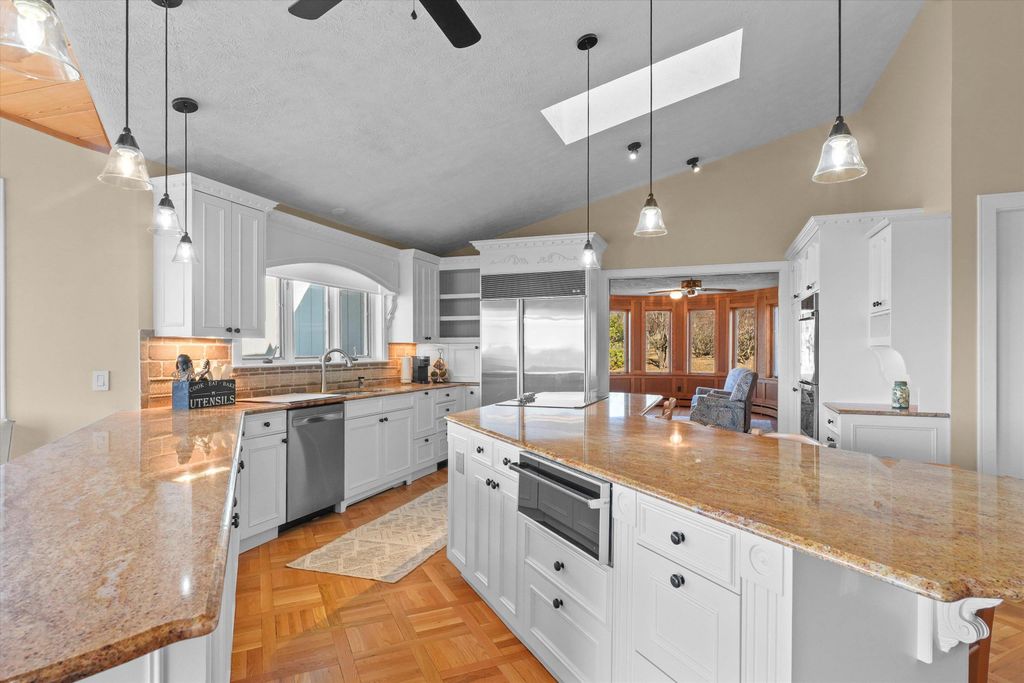 Photo of 43 Sterling Place, Bow, NH 03044 (MLS # 5070187)