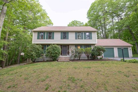 16 Berkeley Street Pelham NH 03076