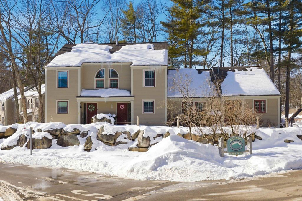 Photo of 1465 Hooksett Road #183, Hooksett, NH 03106 (MLS # 5076293)