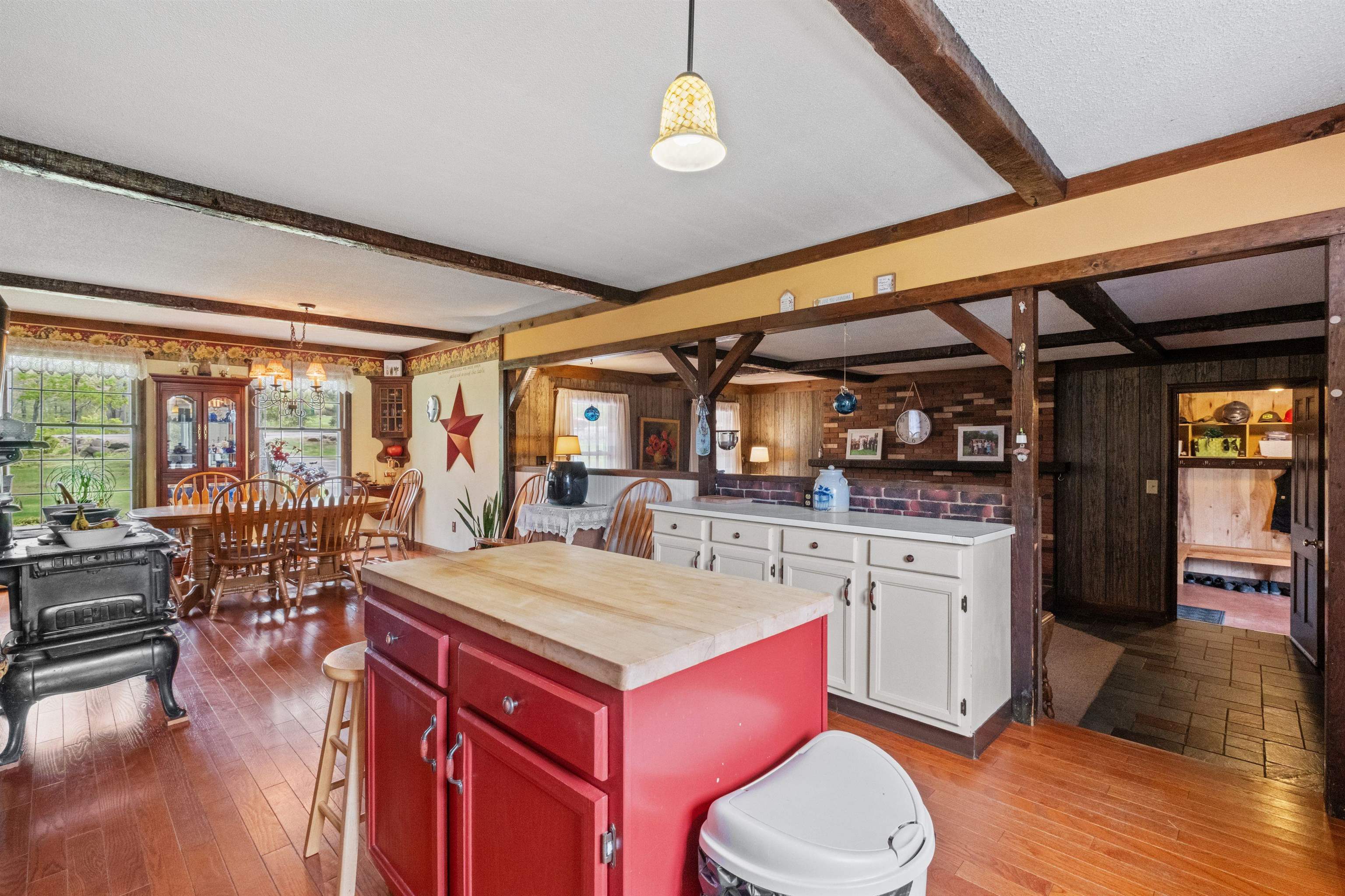 282 Currier Road