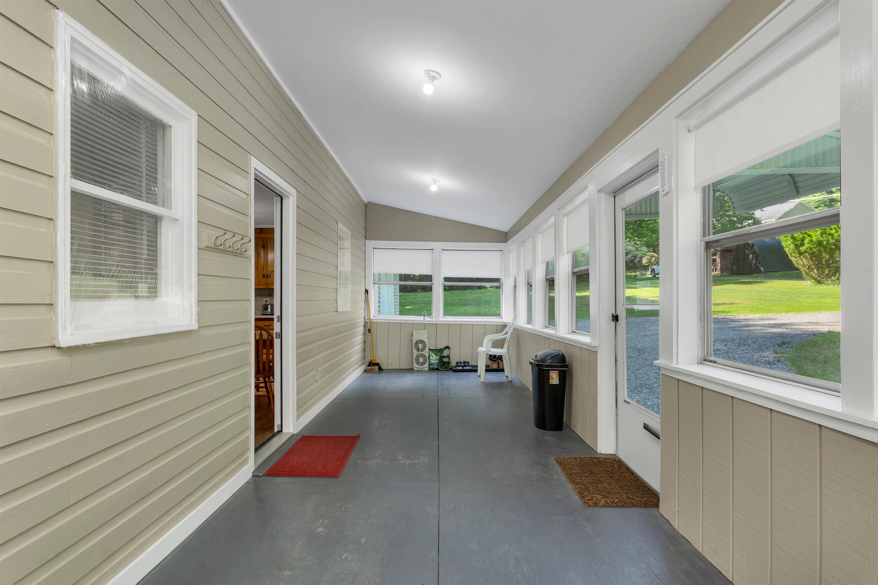 21 Canoe Lane