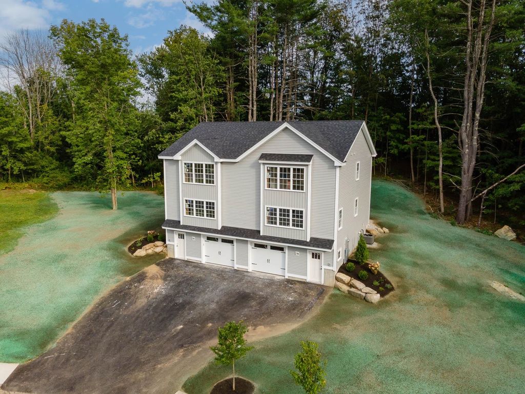 Photo of 27 Birch Hill Lane #27A, Somersworth, NH 03878 (MLS # 5061973)