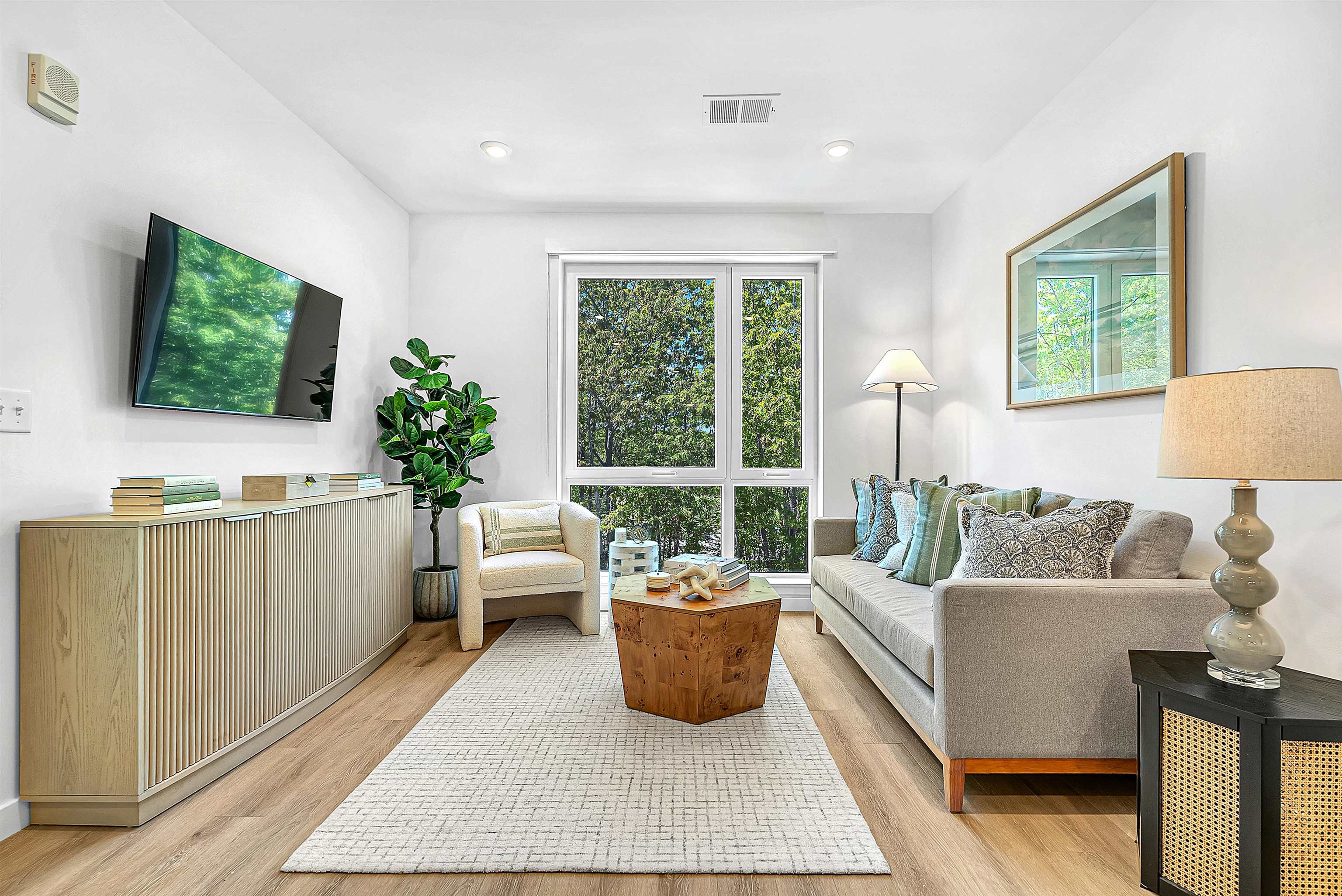 80 Constitution Avenue 320