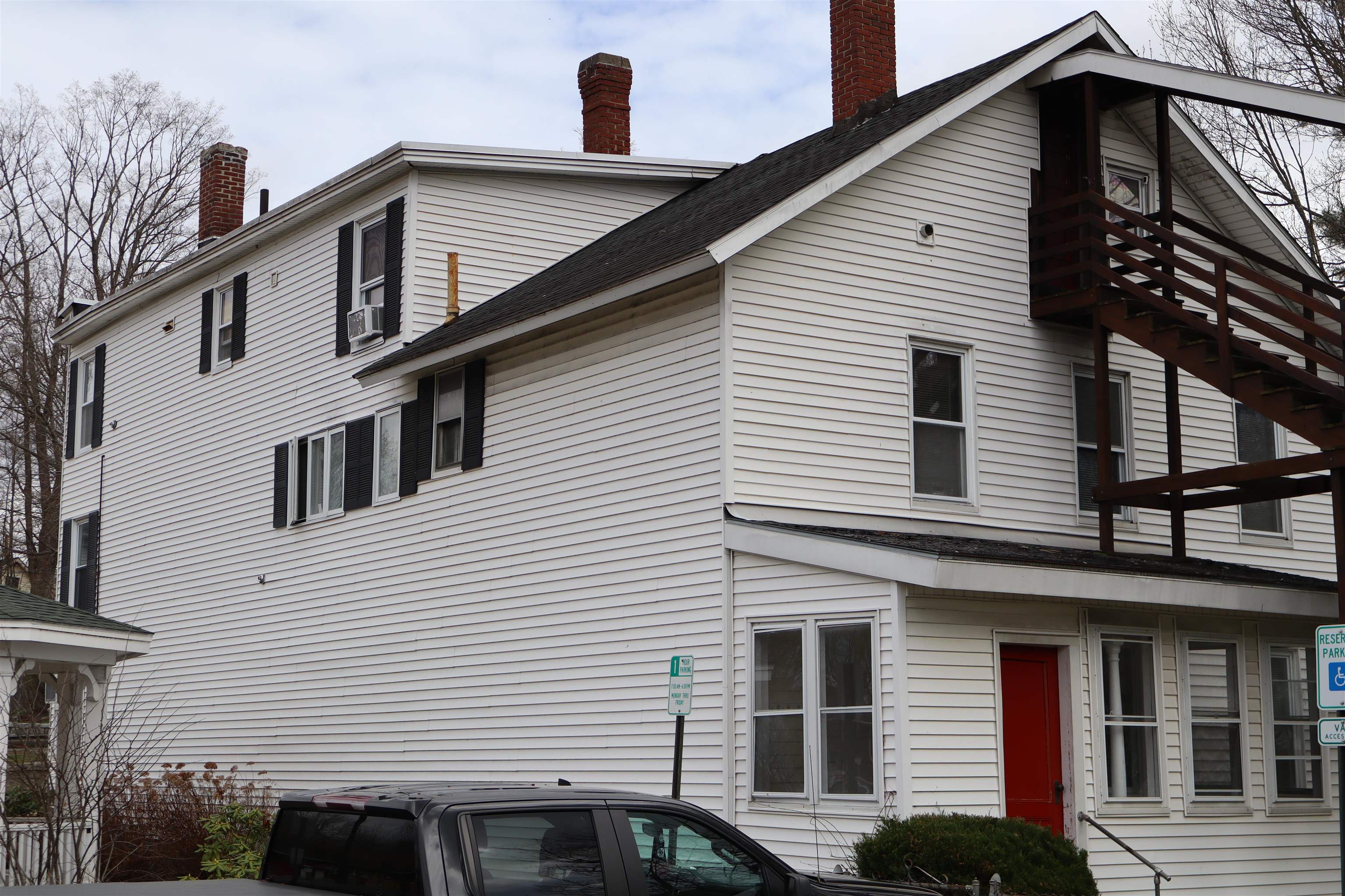291 Village Street