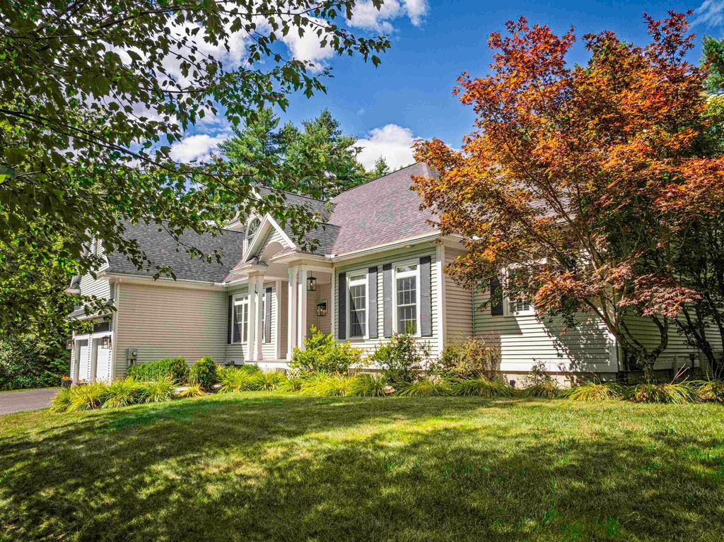 Photo of 45 Boxwood Lane, Dover, NH 03820 (MLS # 5061162)