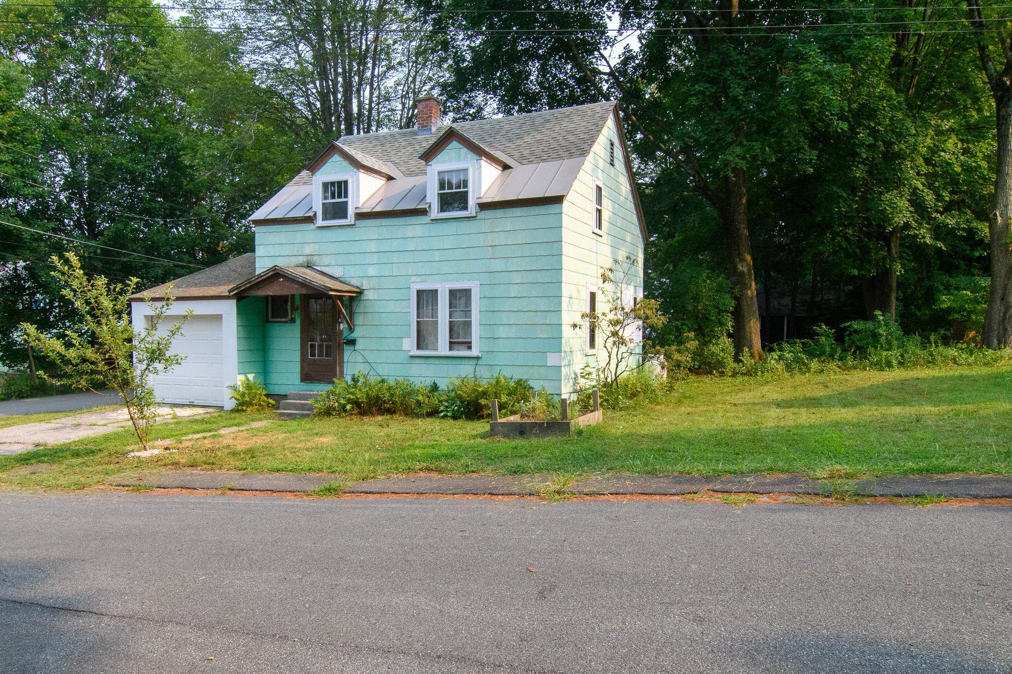 45 Blakeslee Street