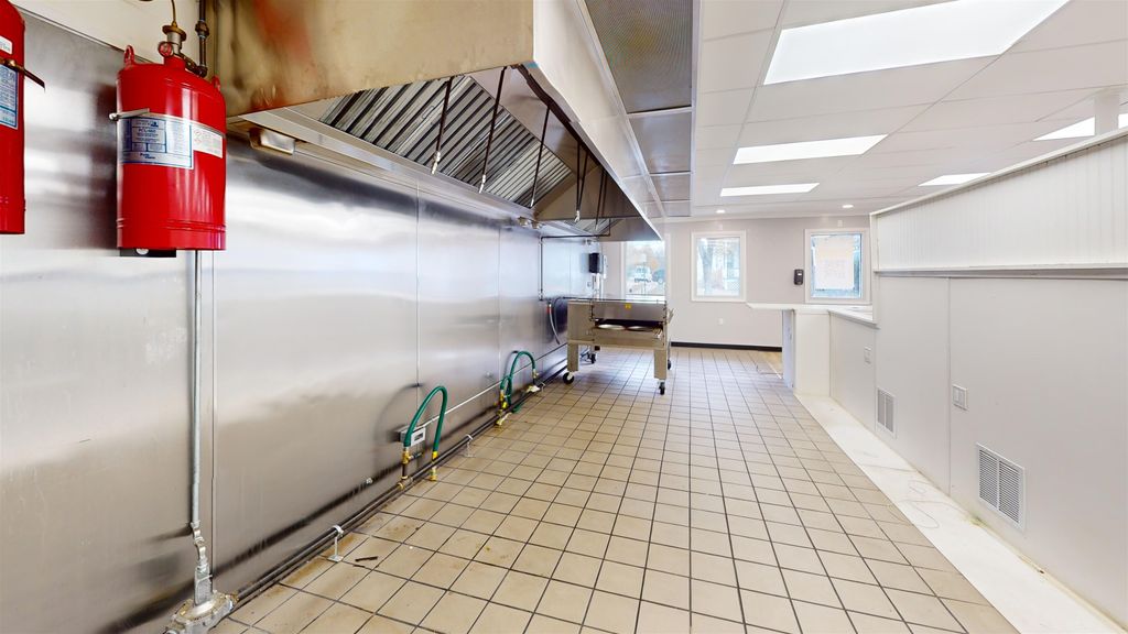 Photo of 912 Somerville Street #1, Manchester, NH 03103 (MLS # 5068892)