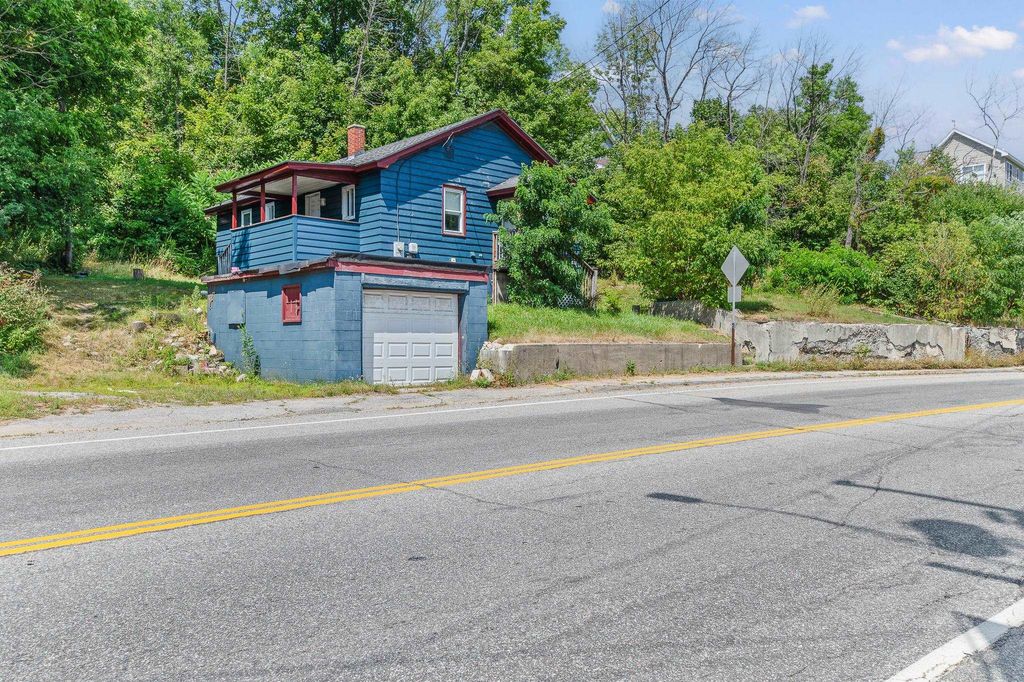 Photo of 166 Glen Avenue, Berlin, NH 03570 (MLS # 5062196)
