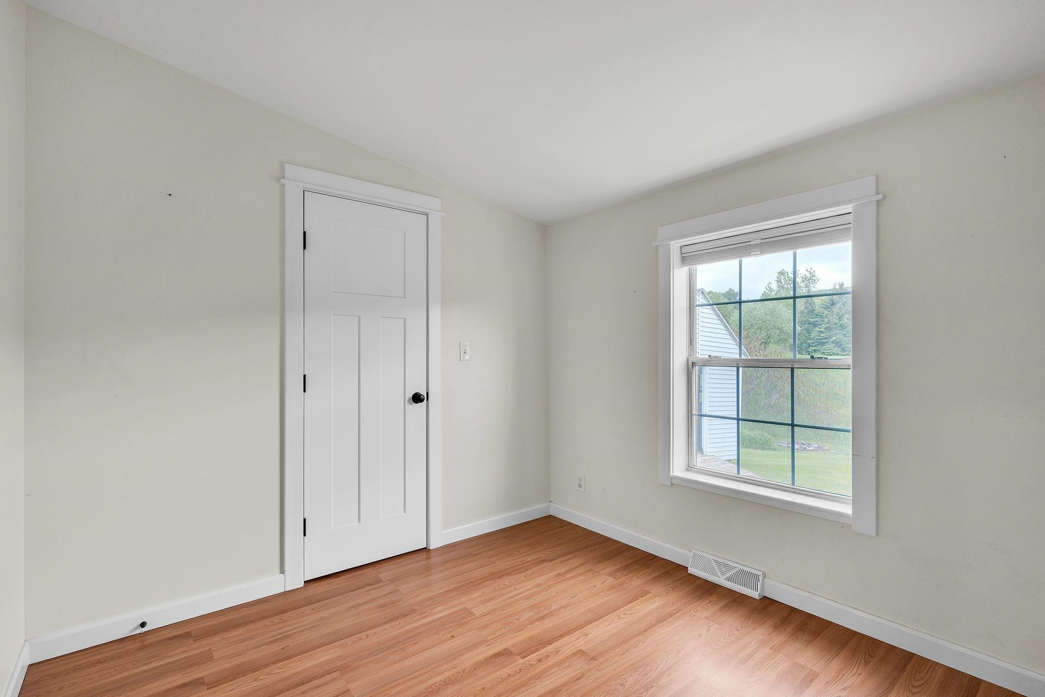 Moretown, Vermont 05602, United States, 3 Bedrooms Bedrooms, ,2 BathroomsBathrooms,Residential,Active,137134