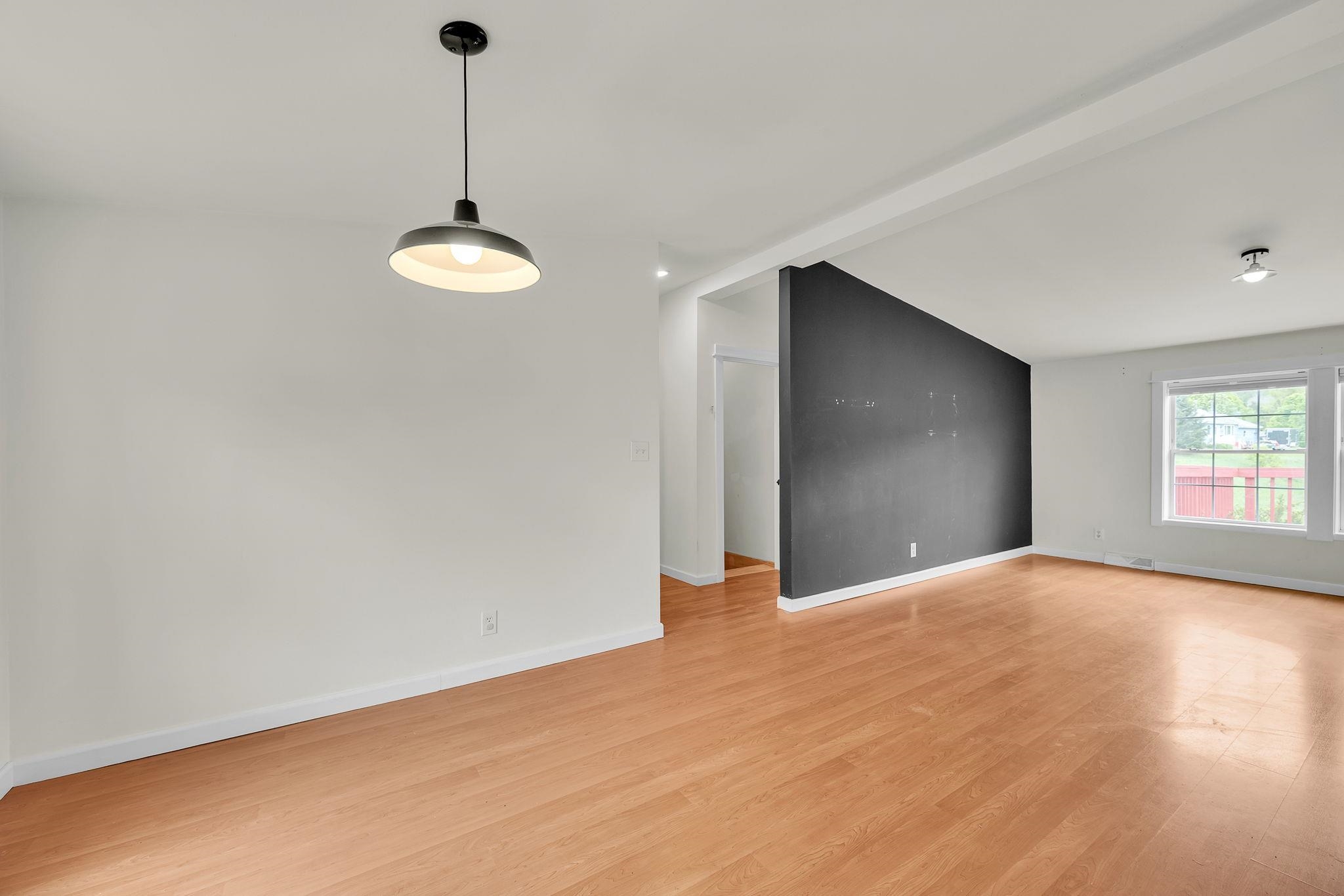 Moretown, Vermont 05602, United States, 3 Bedrooms Bedrooms, ,2 BathroomsBathrooms,Residential,Active,137134