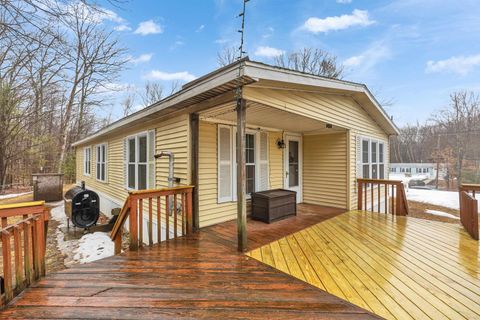 28 Willow Terrace Loudon NH 03307